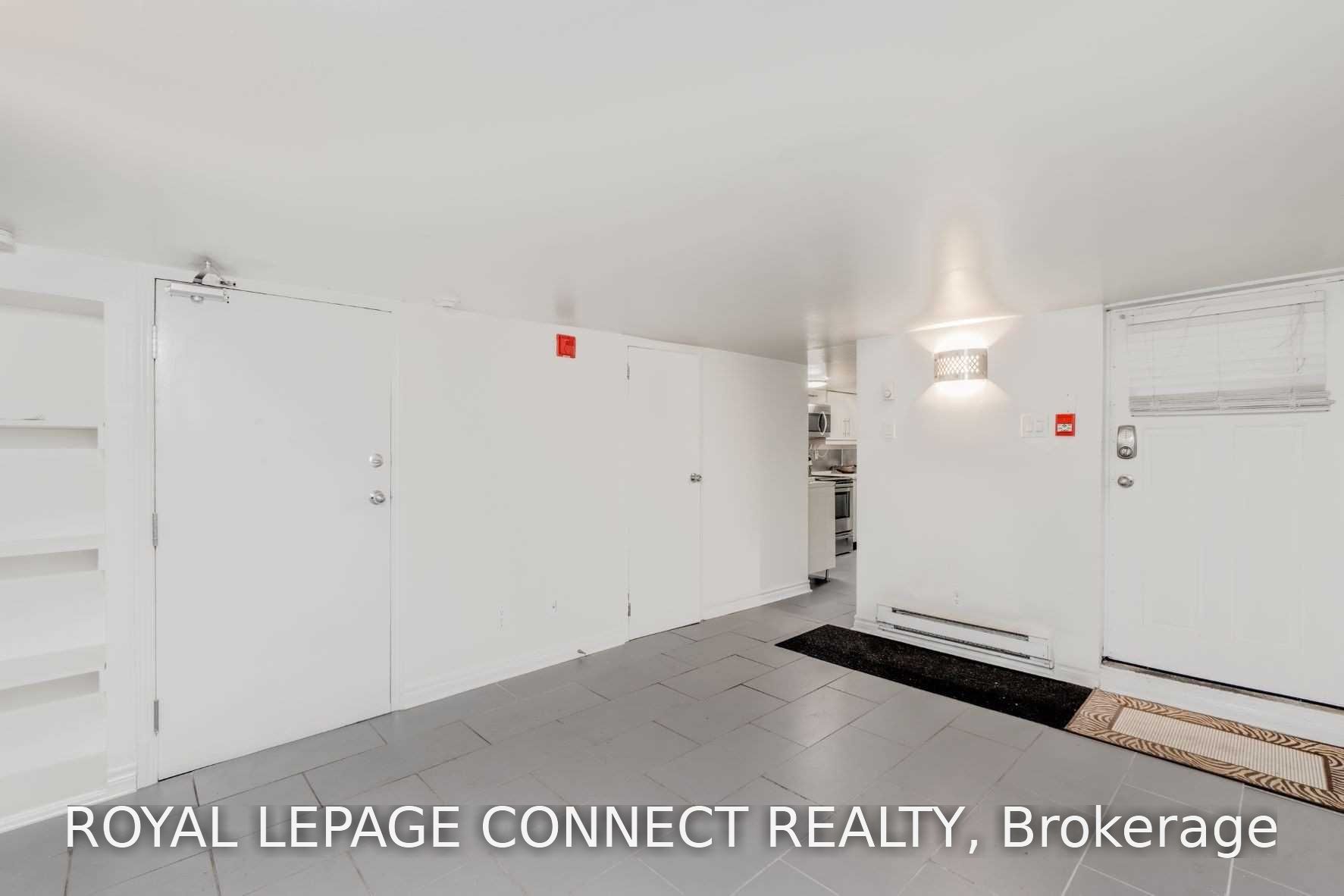 307 Pacific Avenue Lower, Toronto, ON M6P 2P8 photo 5