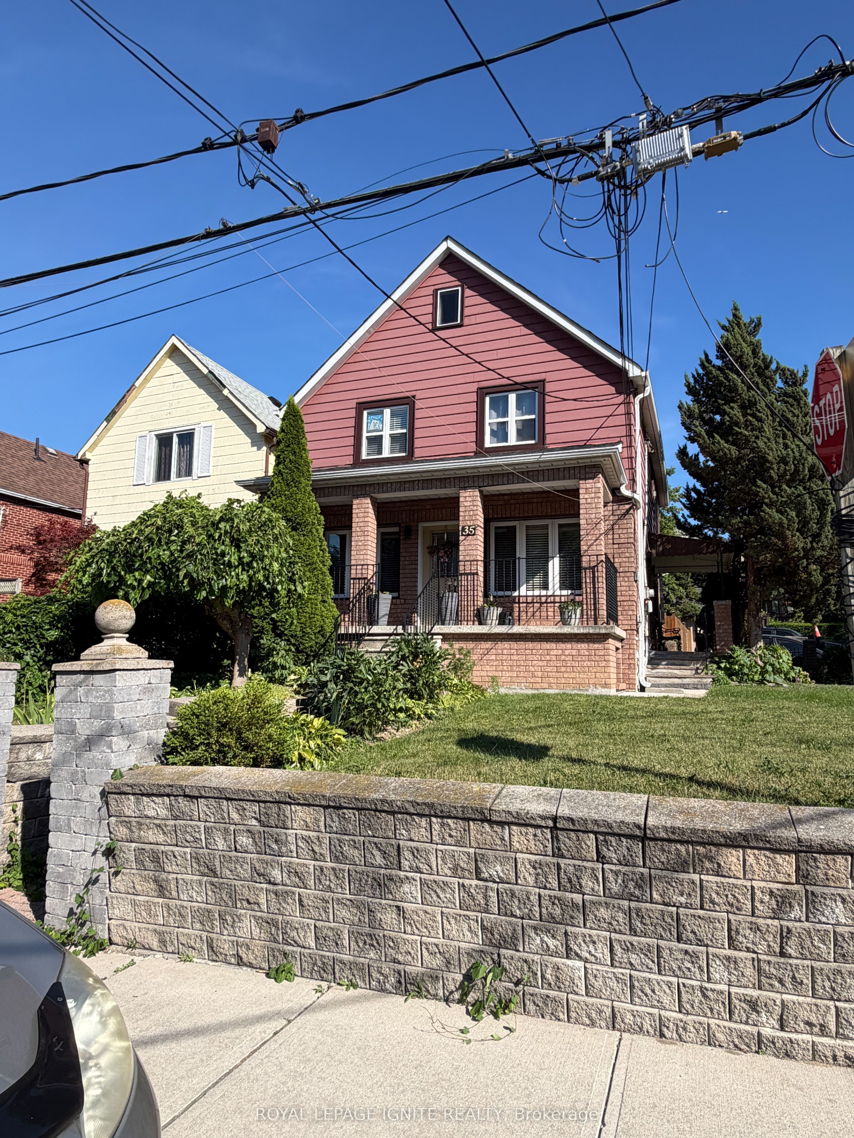 35 Hillary Avenue, Toronto, ON M6N 2B9
