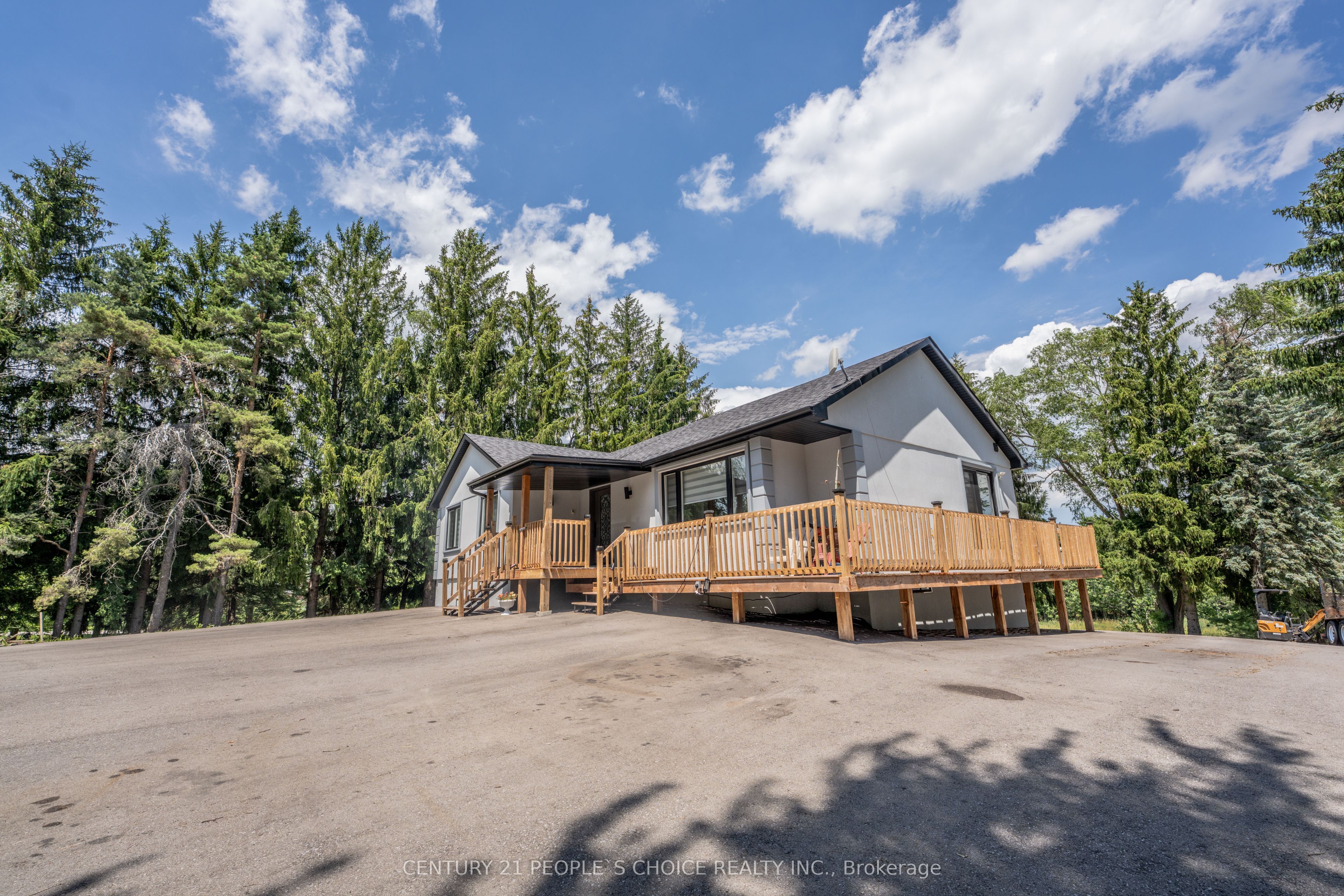 15553 The Gore Road, Caledon, ON L7E 0X3 photo 3