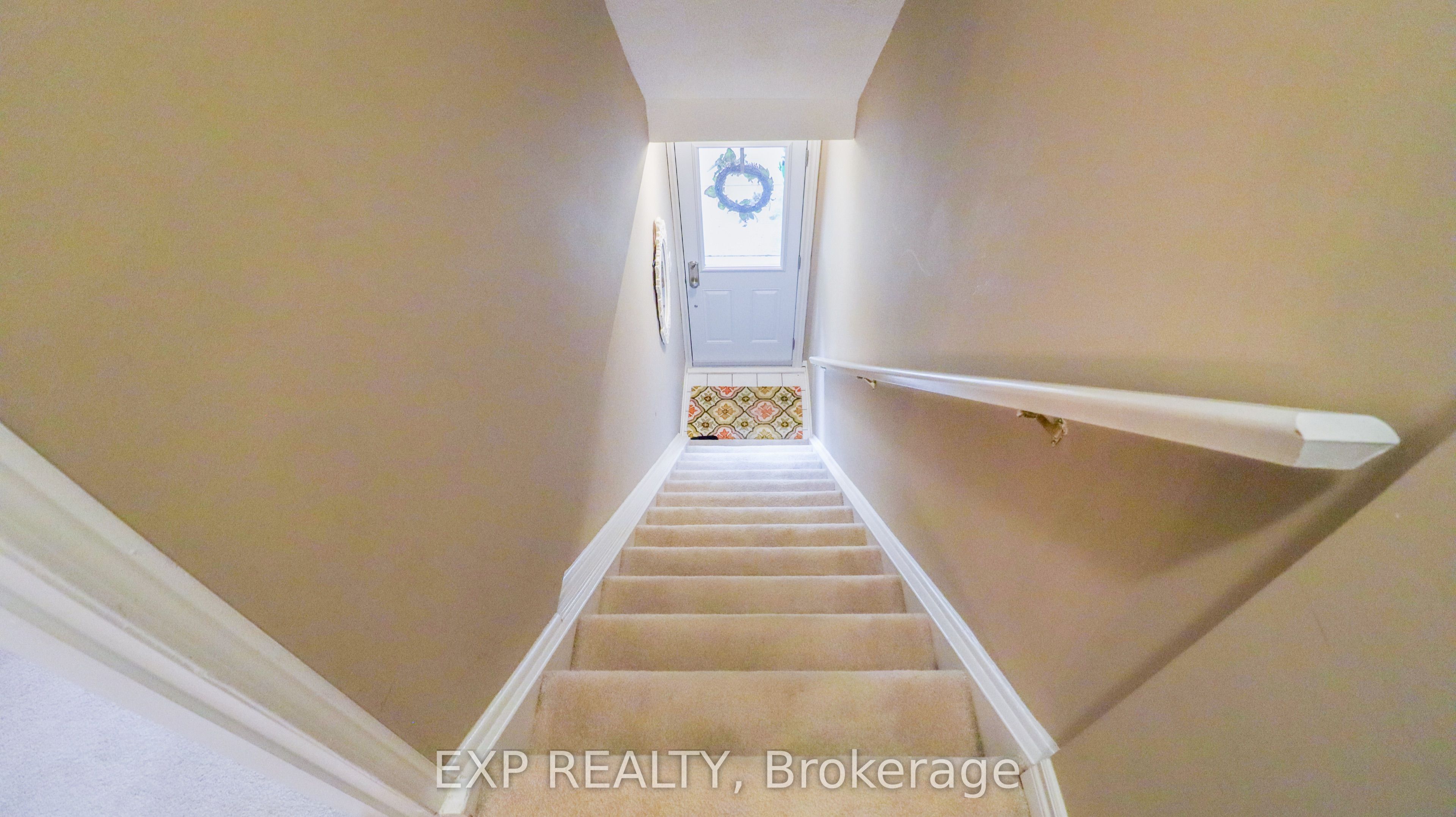 2110 Cleaver Avenue 224, Burlington, ON L7M 3Z4 photo 2