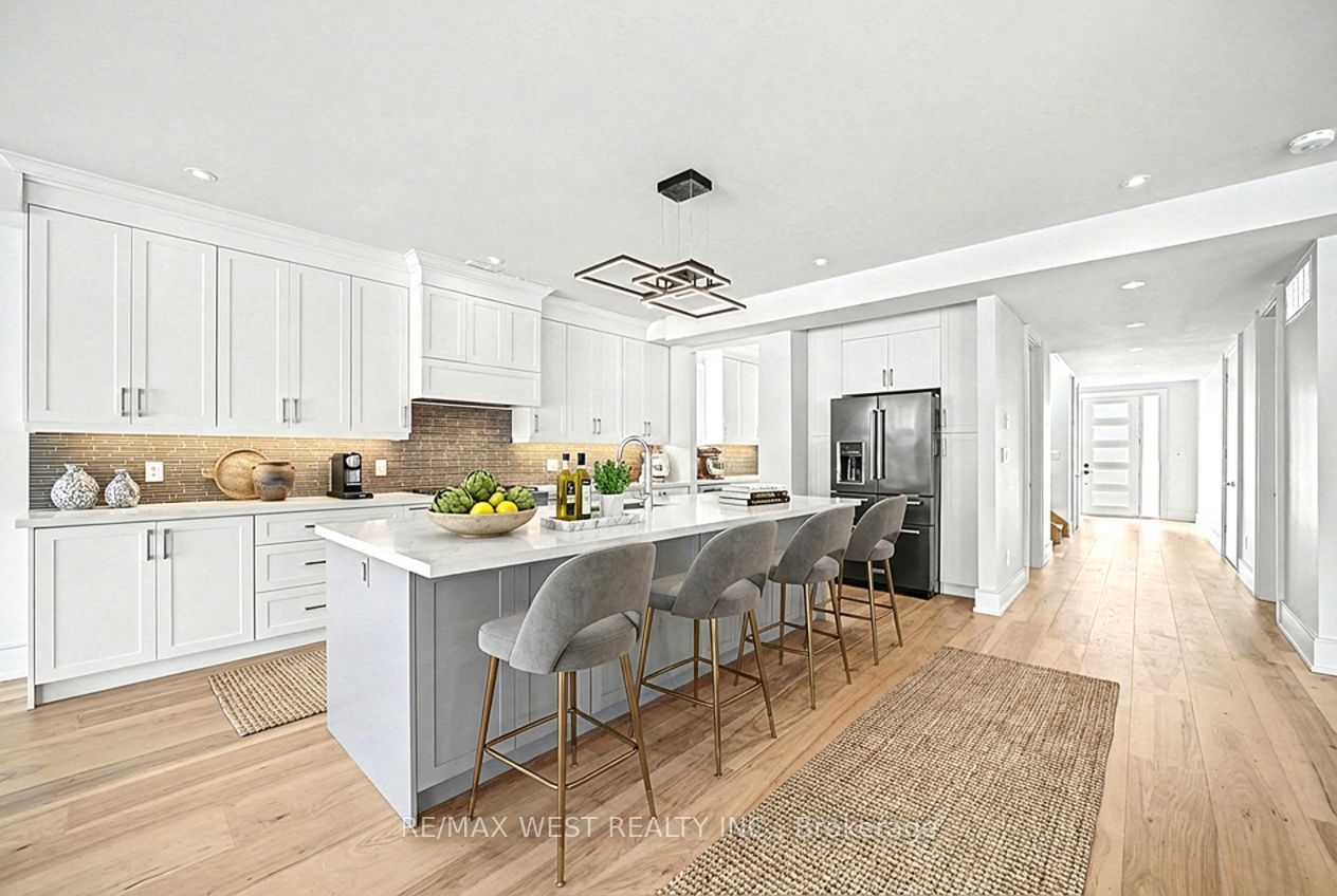 2267 Fifth Line W, Mississauga, ON L5K 1V7 photo 5