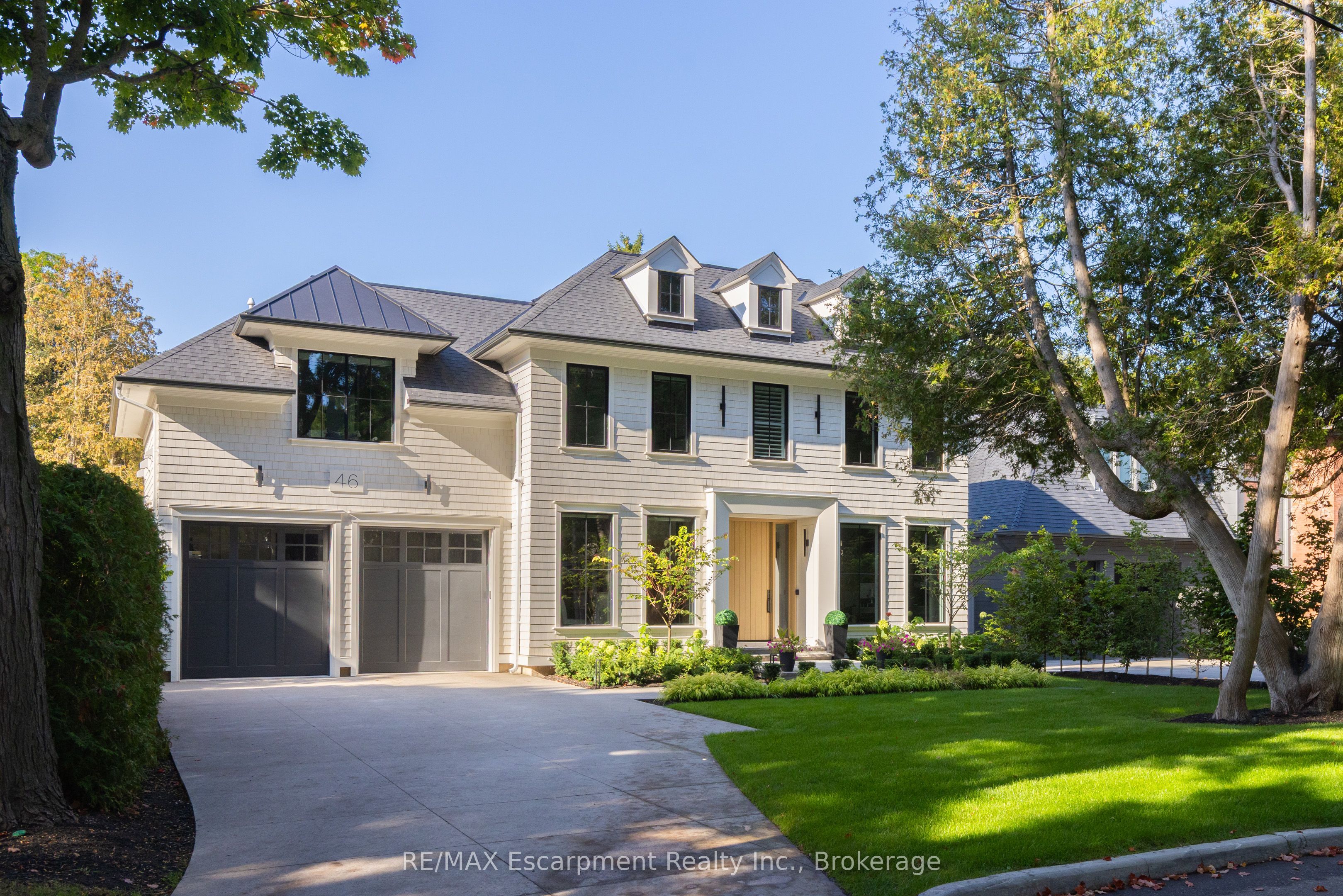 46 Second Street, Oakville, ON L6J 3T2