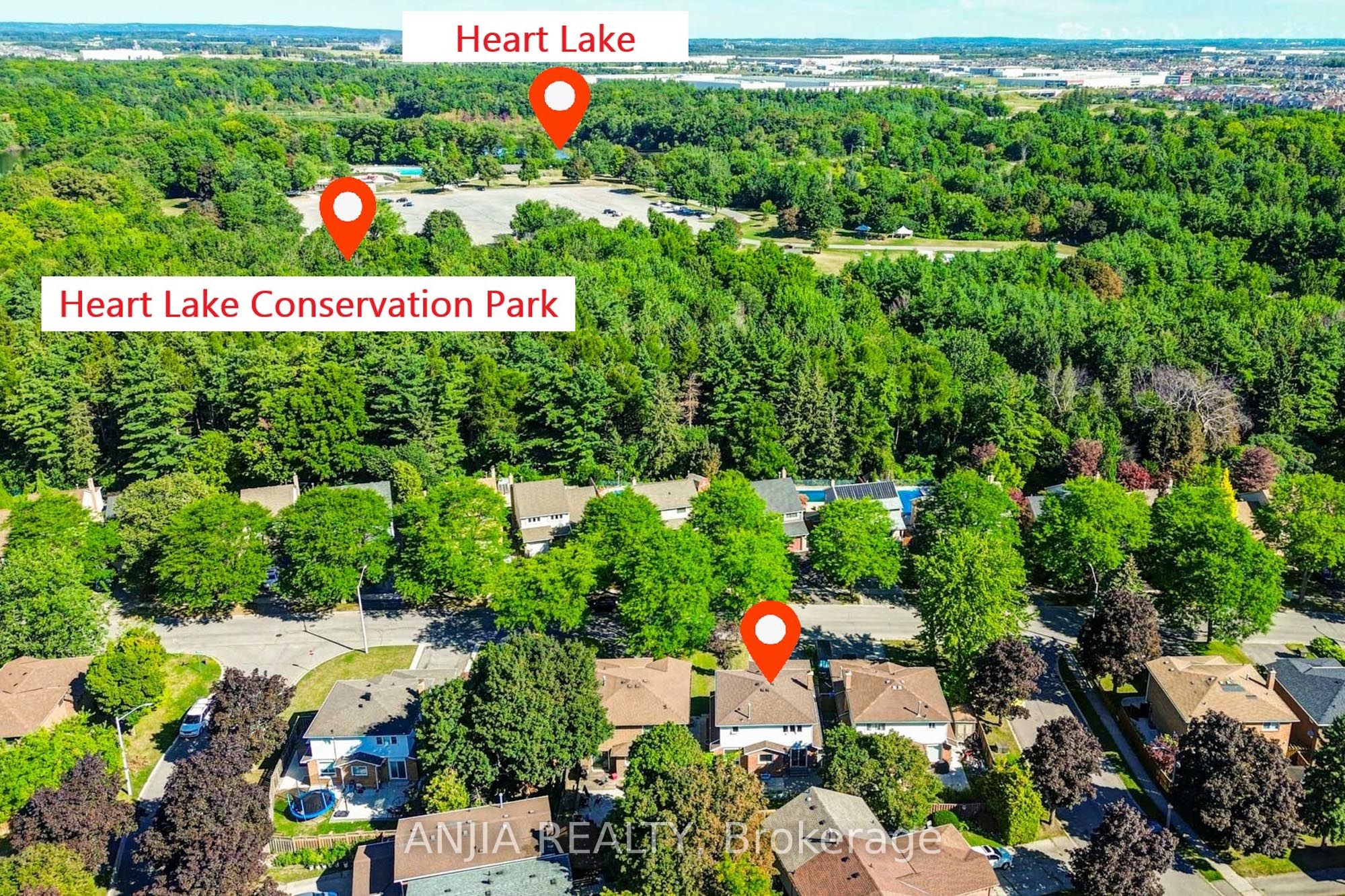 77 Royal Palm Drive, Brampton, ON L6Z 1P2 photo 2