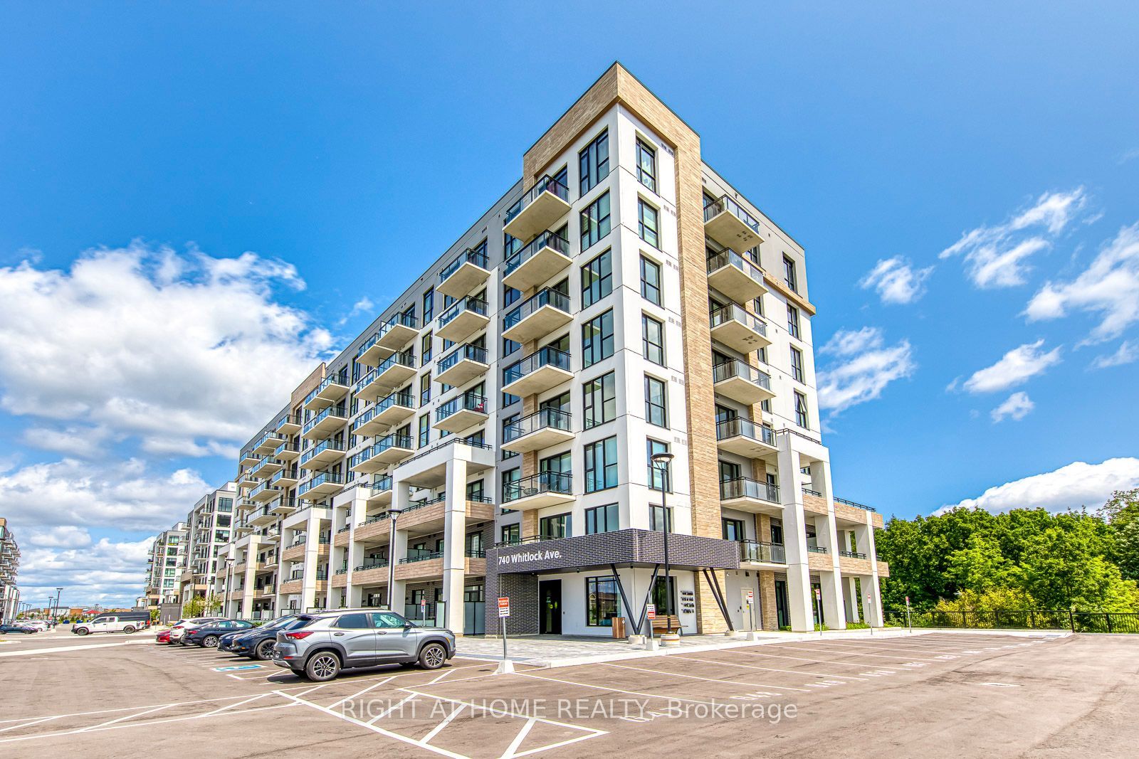 740 Whitlock Avenue 602, Milton, ON L9E 2B6