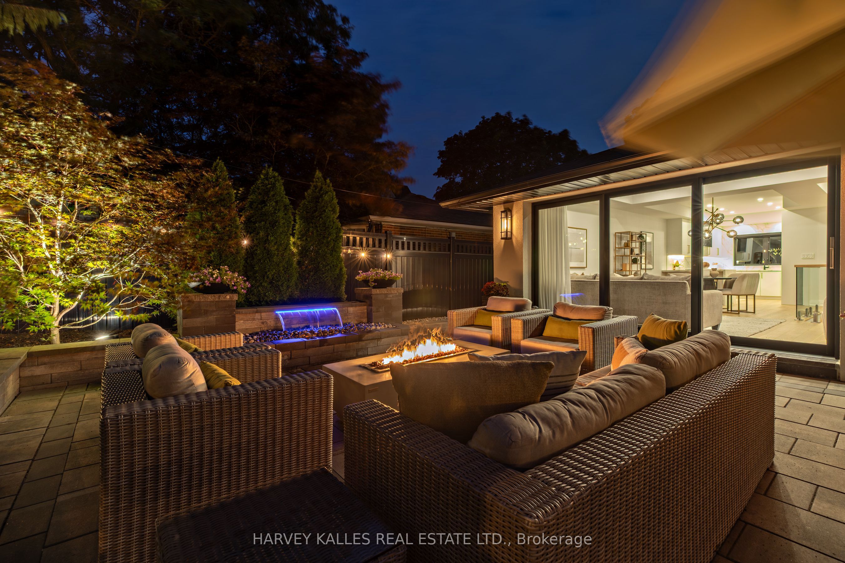 75 Markland Drive, Toronto, ON M9C 1N4 photo 3