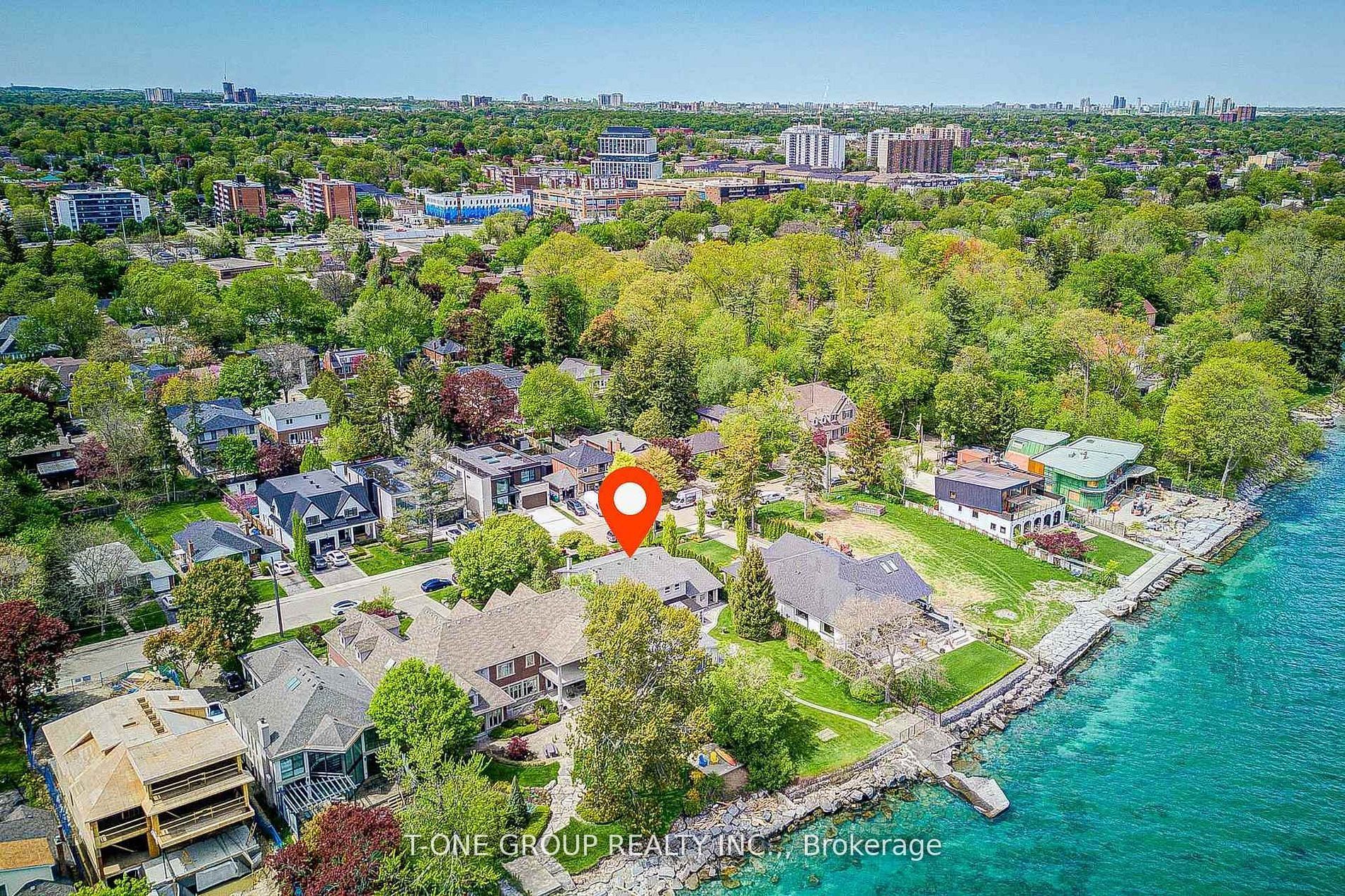 120 Cumberland Drive, Mississauga, ON L5G 3M8 photo 3