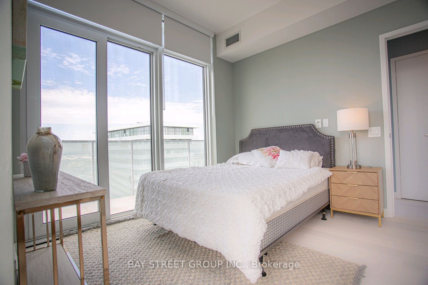 3883 Quartz Road 6013, Mississauga, ON L5B 0M4