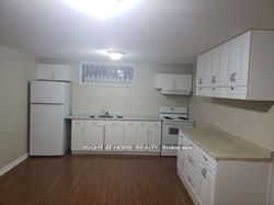 14 Alhart Drive Bsmt, Toronto, ON M9V 2M9 photo 4