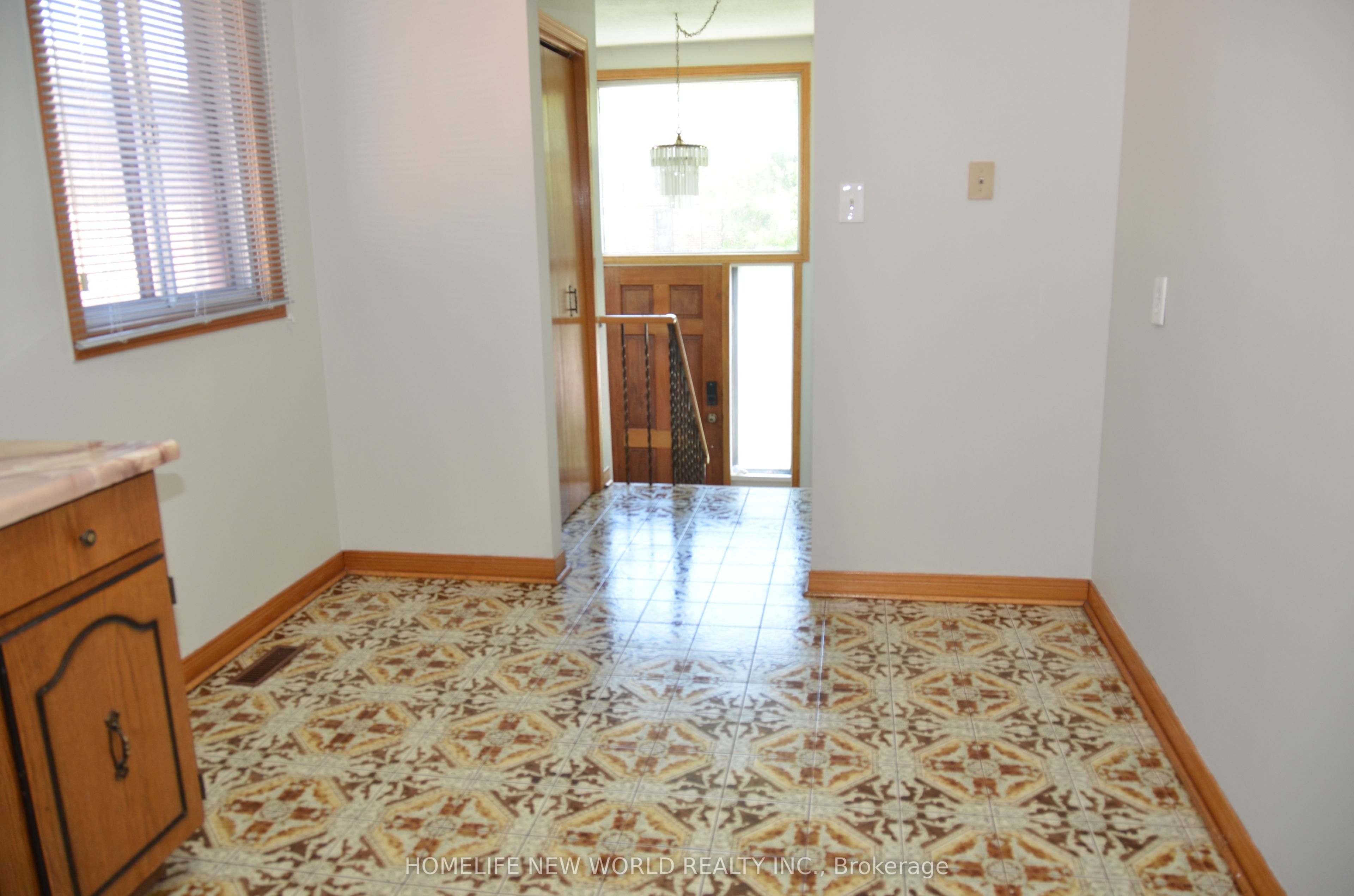 6 Privet Road, Toronto, ON M3M 1C1 photo 5