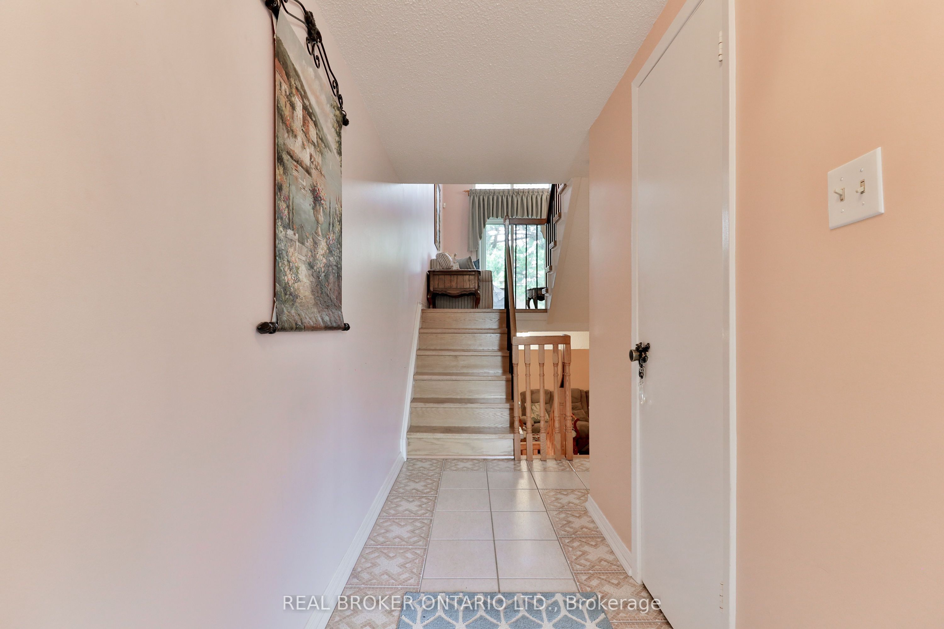 1764 Rathburn Road E 16, Mississauga, ON L4W 2N8 photo 2