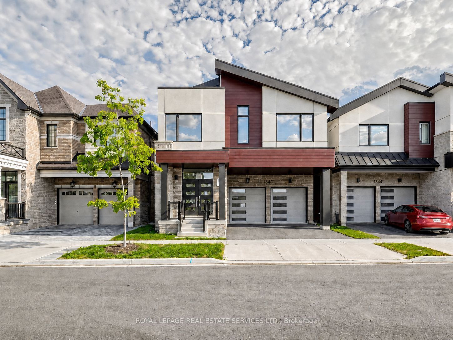 1340 Aymond Crescent, Oakville, ON L6H 7W8