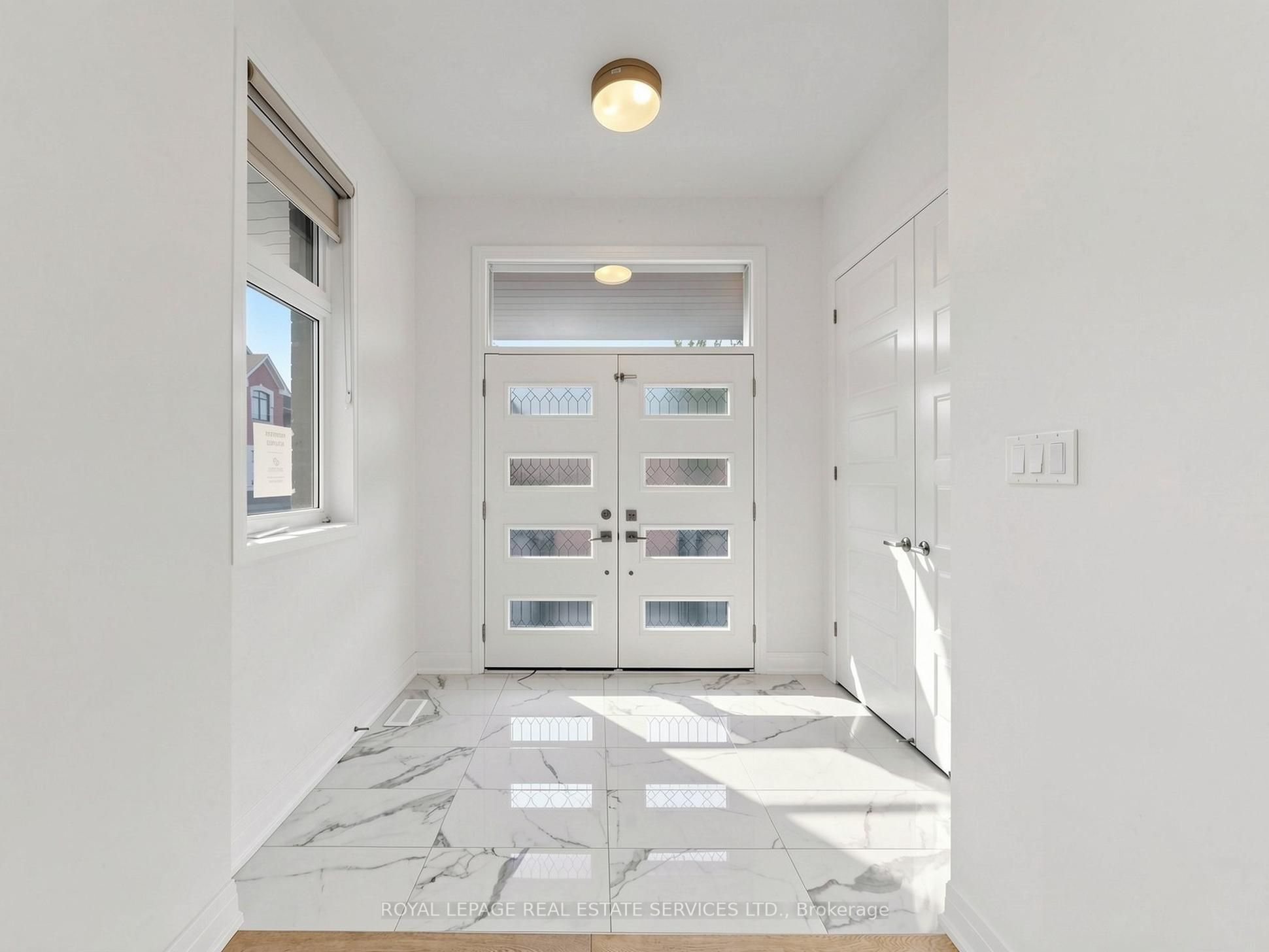 1340 Aymond Crescent, Oakville, ON L6H 7W8 photo 5