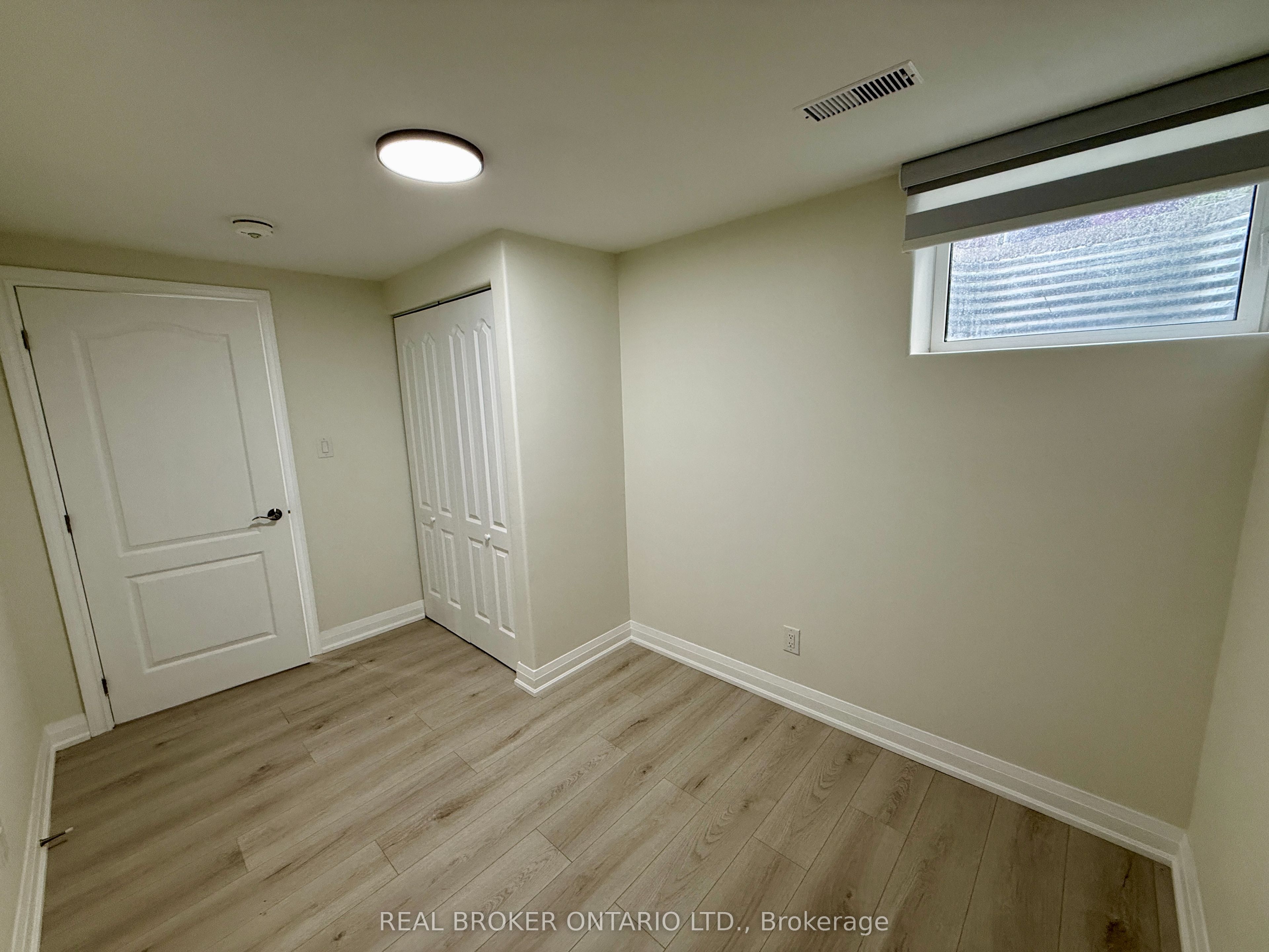 42 Sunnyview Road Bsmt, Brampton, ON L7A 3E4 photo 5