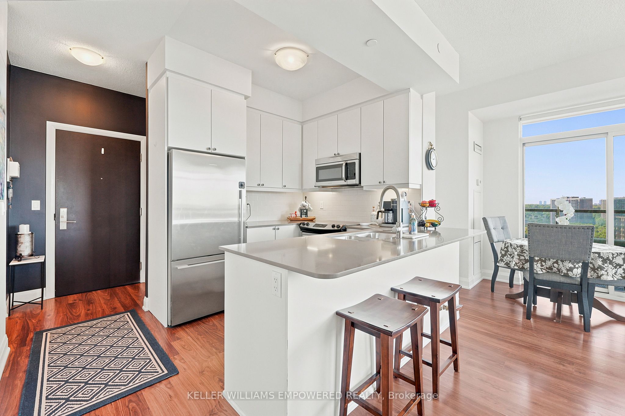 25 Fontenay Court 1104, Toronto, ON M9A 0C4 photo 4