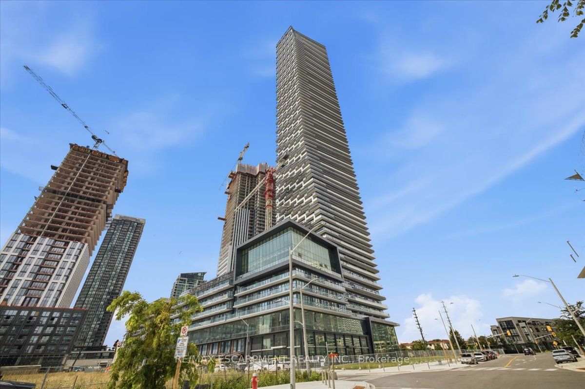 448 Burnhamthorpe Road W 514, Mississauga, ON L5B 0R4