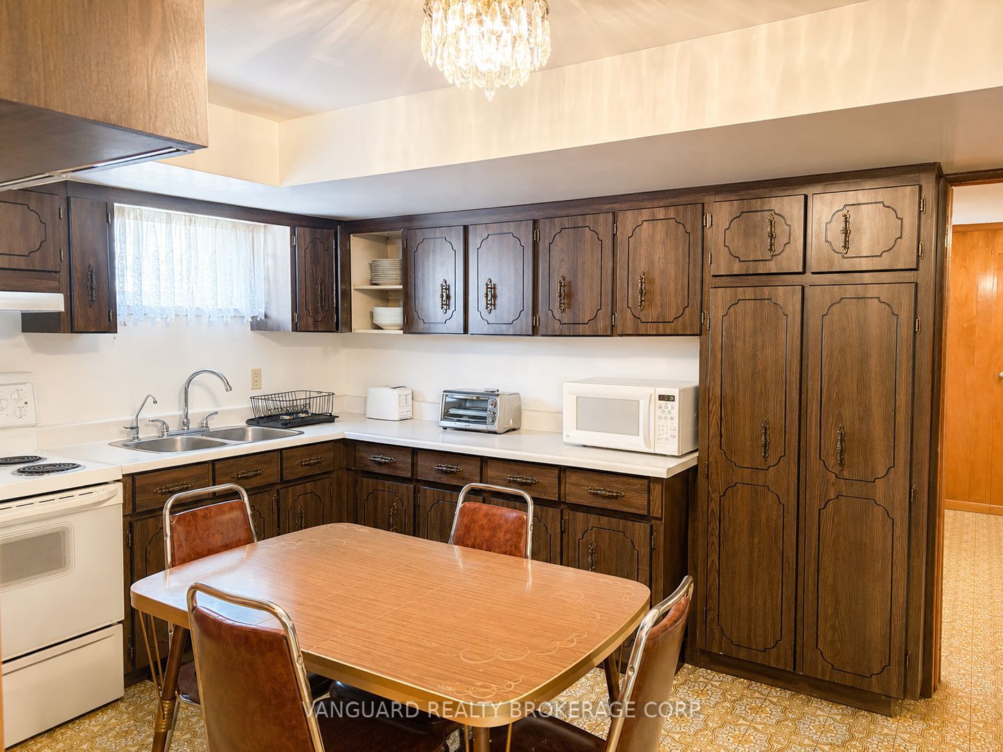 43 Spalding Road, Toronto, ON M3K 1J8 photo 5