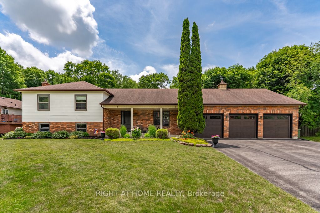 16 Snowberry Court, Caledon, ON L7K 0B5 photo 2