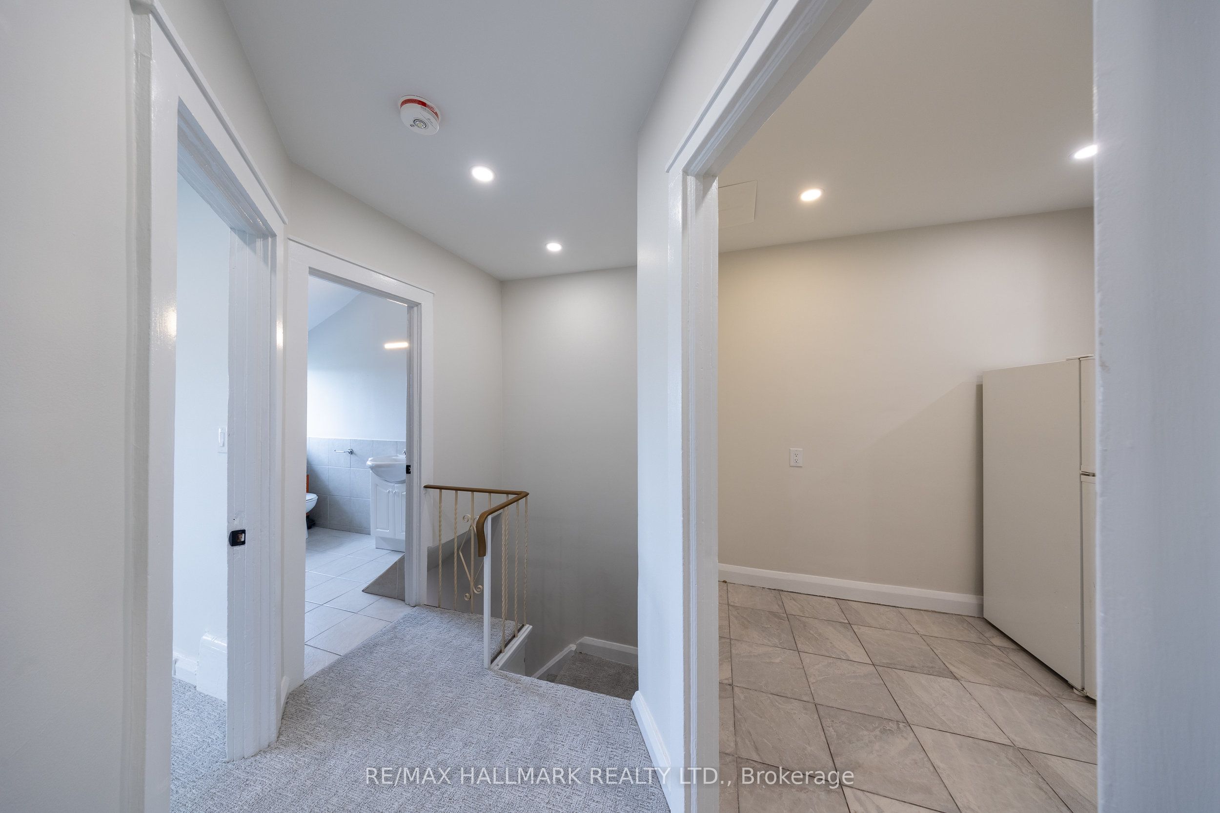 1366 Davenport Road Upper, Toronto, ON M6H 2G9 photo 3