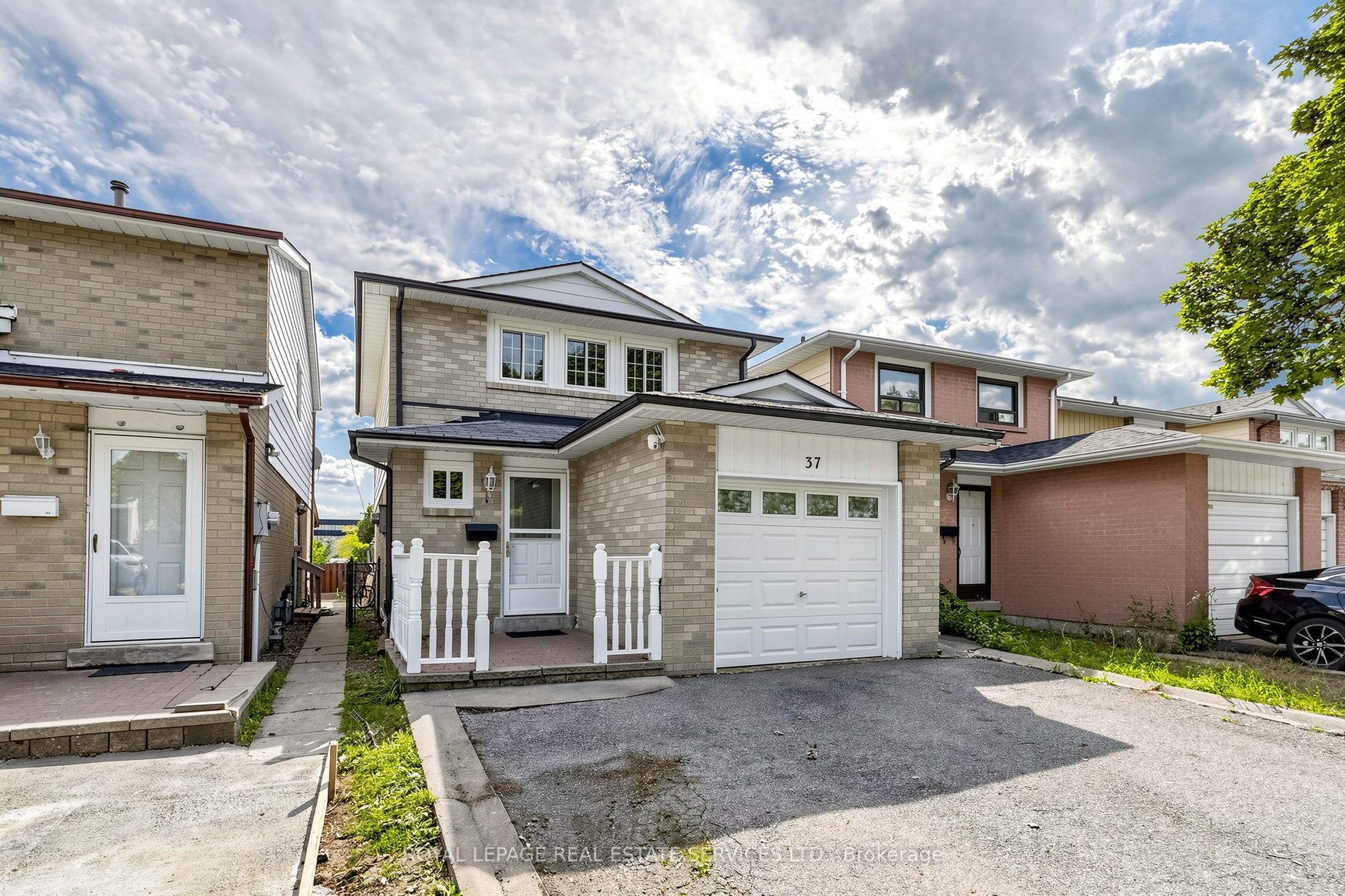 37 Woodsview Avenue, Toronto, ON M9W 6B9 photo 3