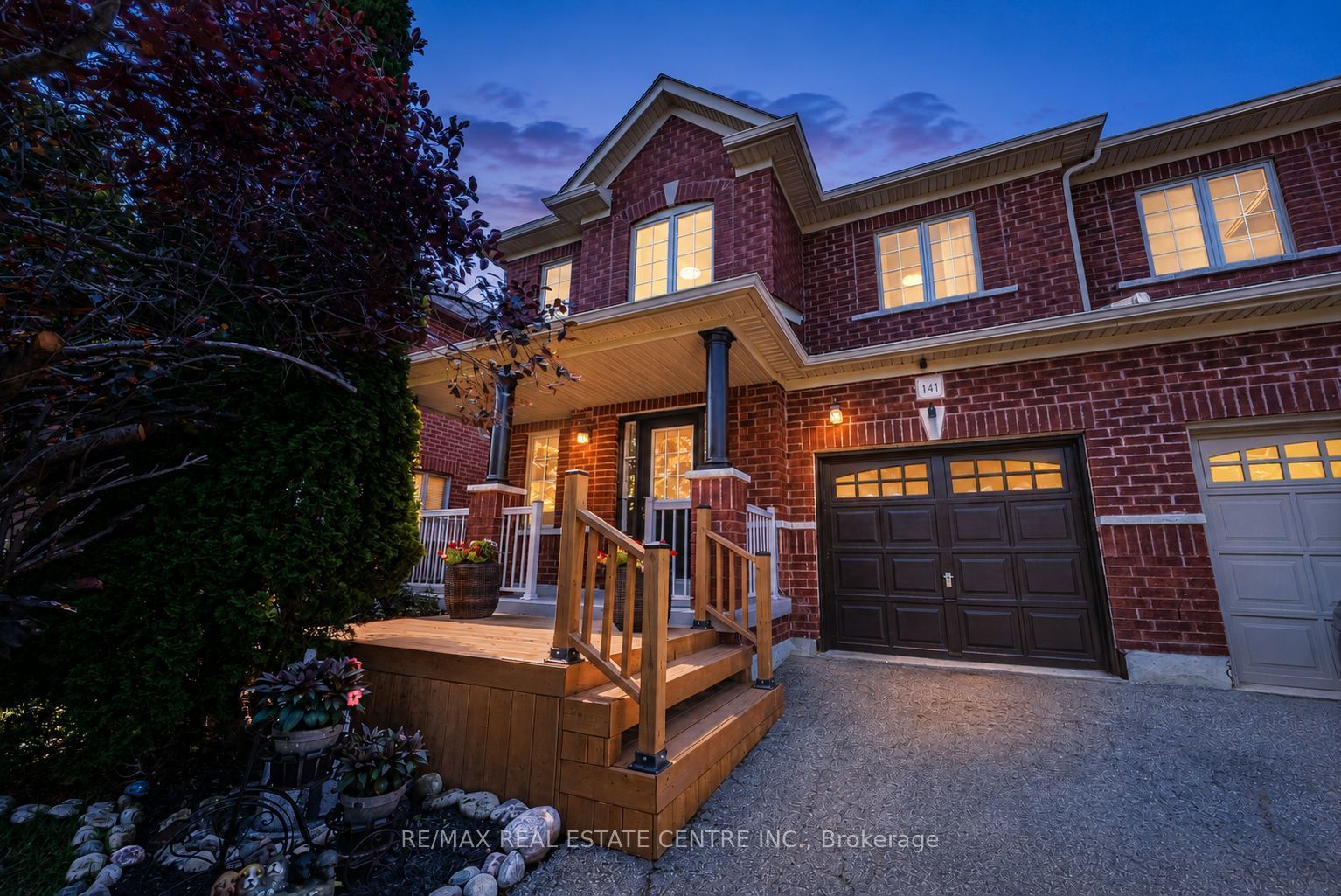 141 Lavery Heights, Milton, ON L9T 0V4 photo 2