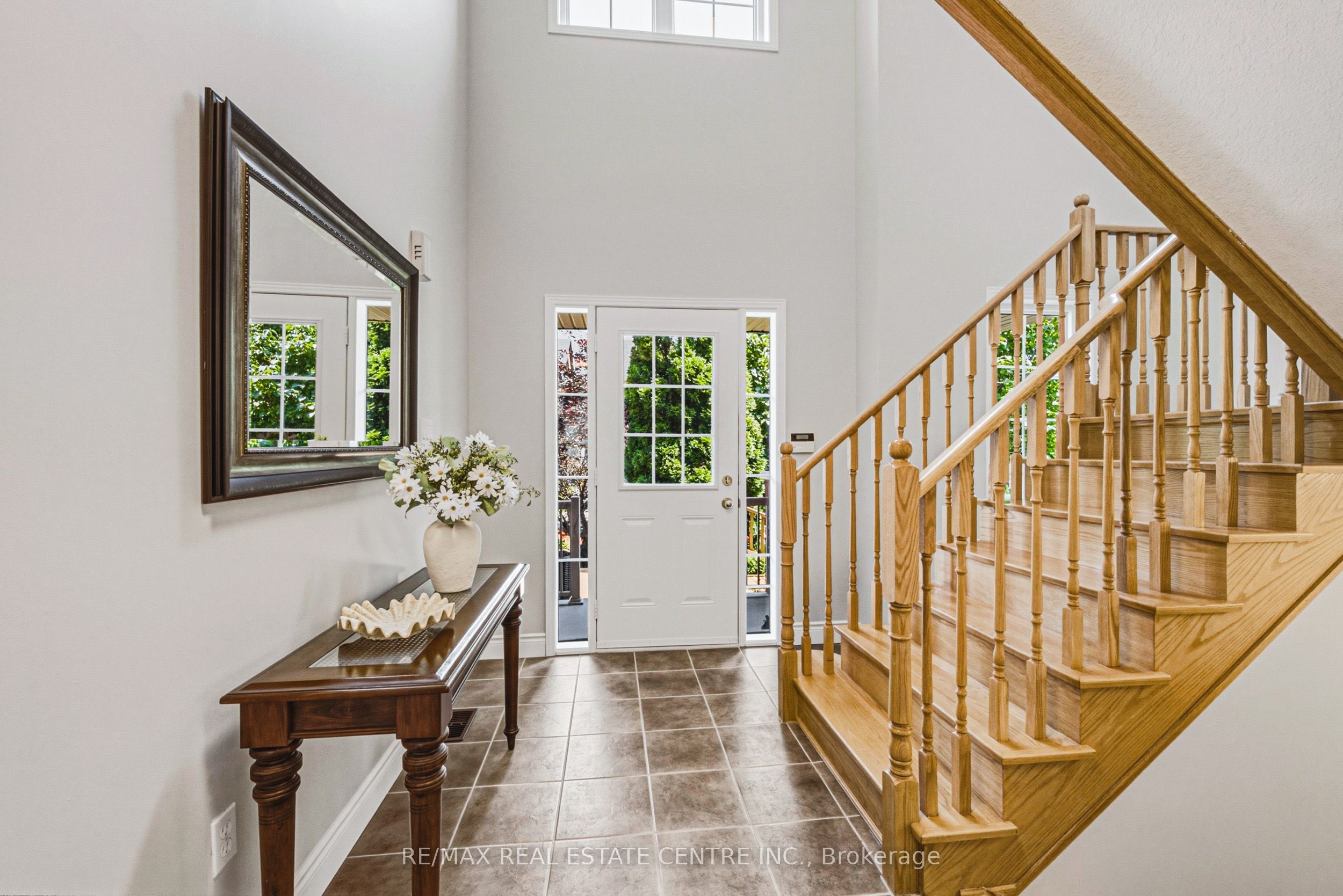 141 Lavery Heights, Milton, ON L9T 0V4 photo 4