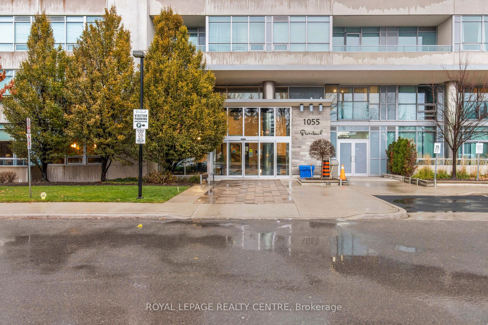 1055 Southdown Road 1503, Mississauga, ON L5J 0A3 photo 3
