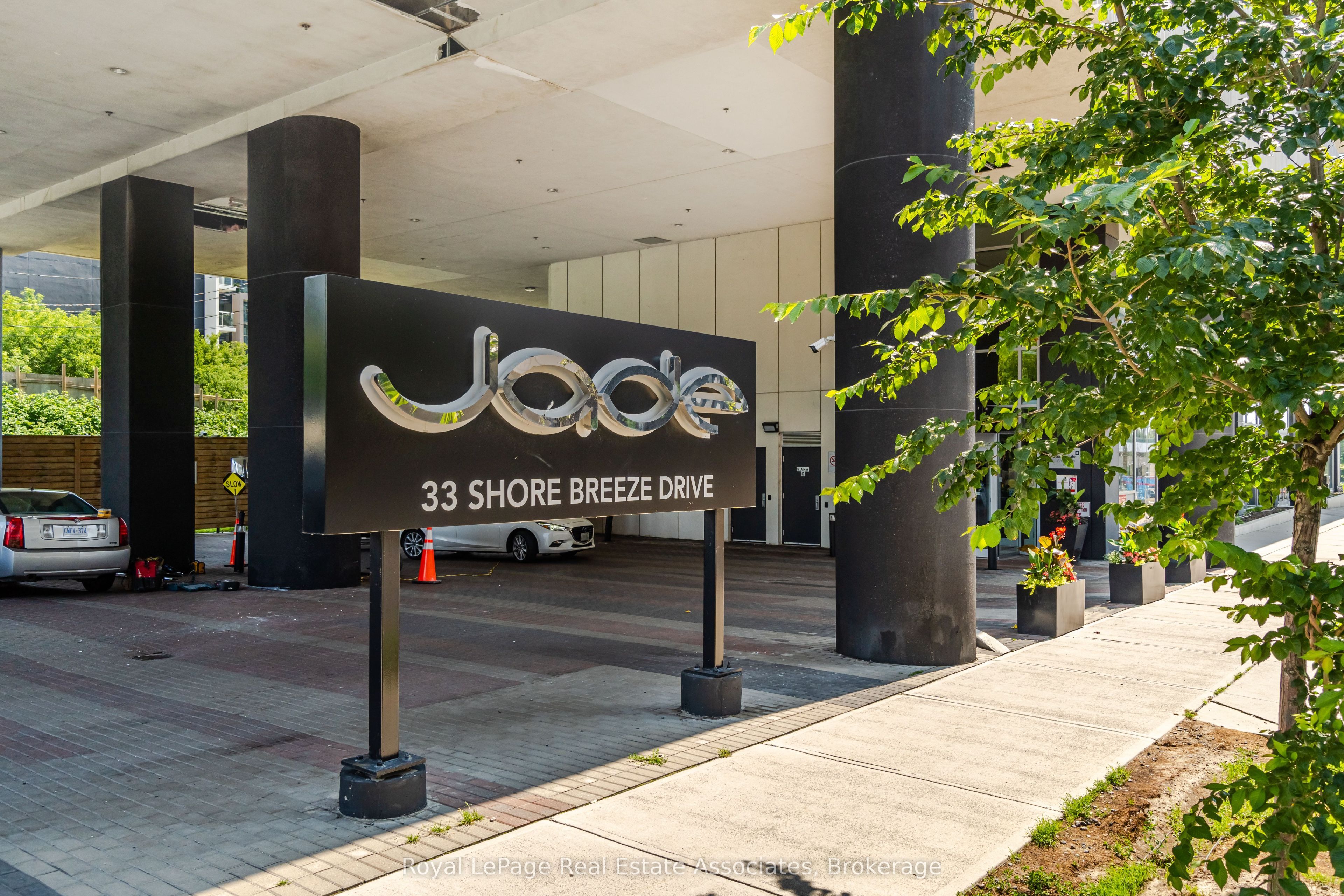 33 Shore Breeze Drive 2301, Toronto, ON M8V 0G1 photo 2