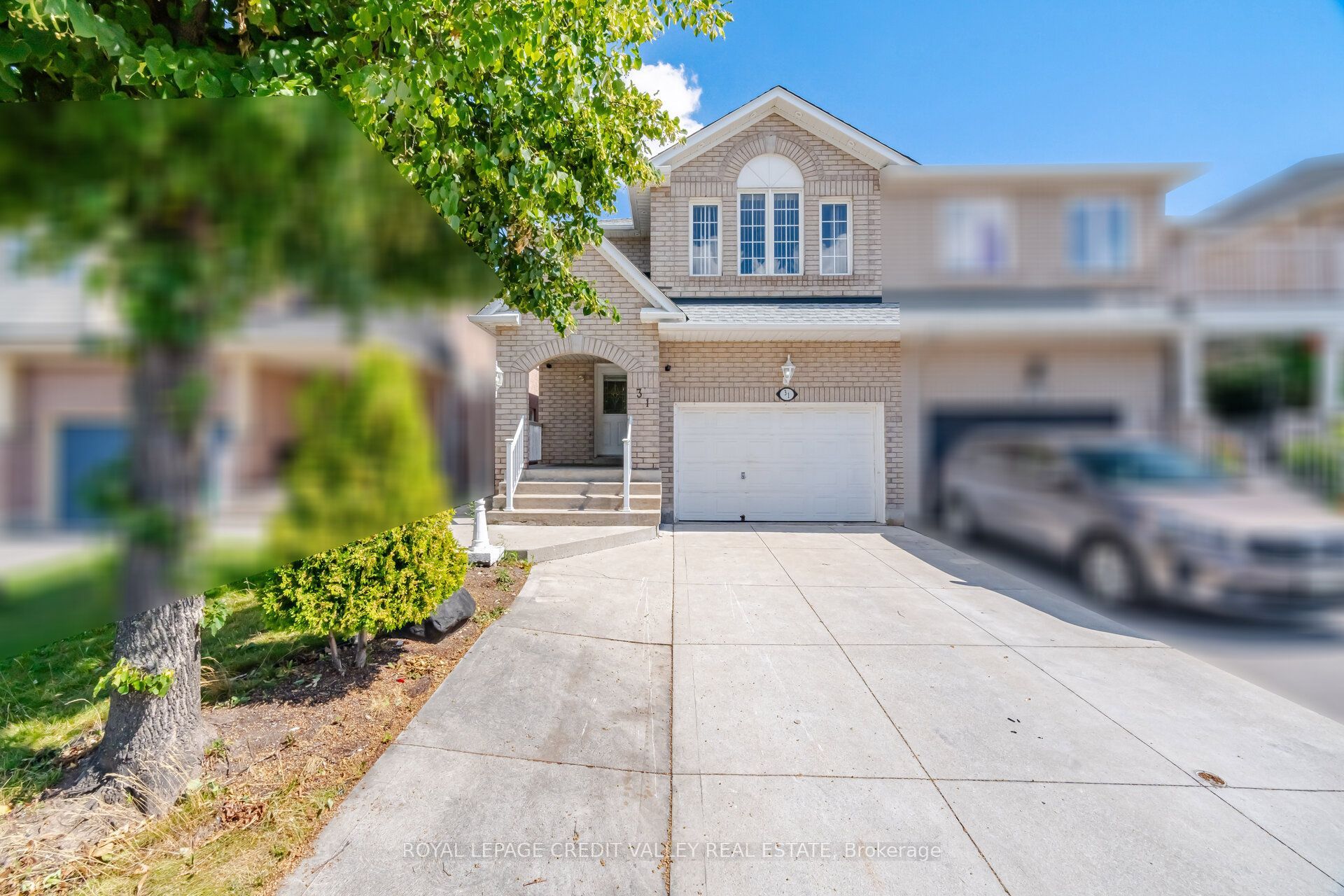 31 Capistro Street, Brampton, ON L7A 3H6 photo 2