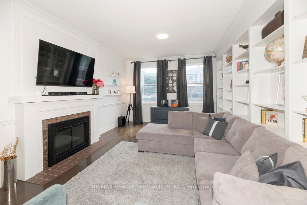 77 Leander Street, Brampton, ON L6S 3N5 photo 5
