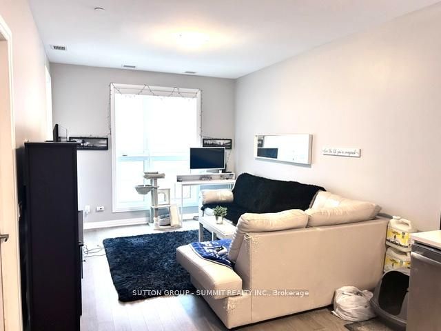 95 DUNDAS Street 110, Oakville, ON L6M 5N4 photo 3