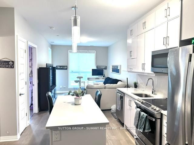 95 DUNDAS Street 110, Oakville, ON L6M 5N4 photo 4