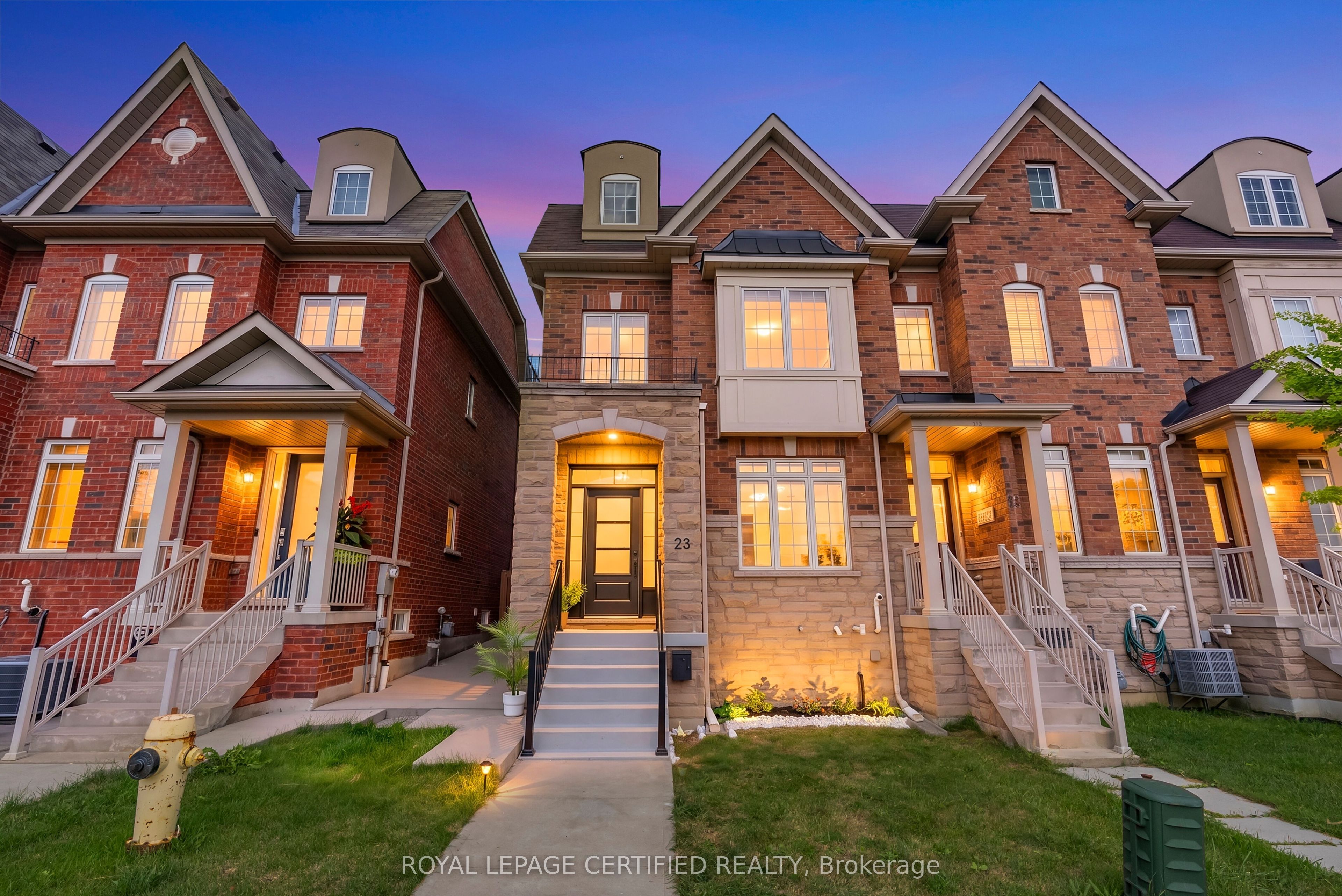 23 Charlie Jordan Road, Toronto, ON M9M 0B7 photo 2