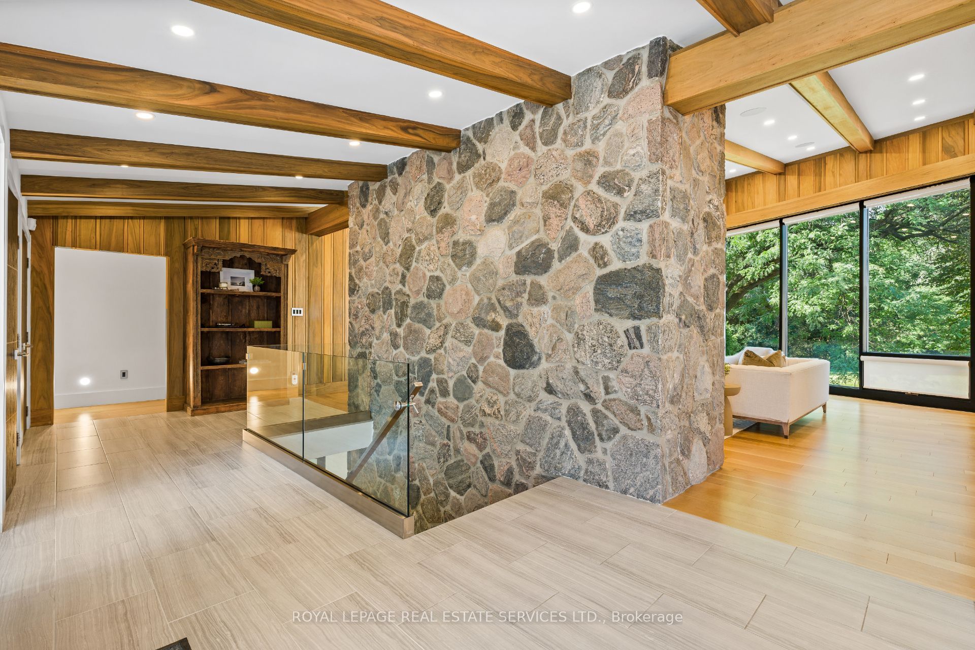23 Lorraine Gardens, Toronto, ON M9B 4Z5 photo 3