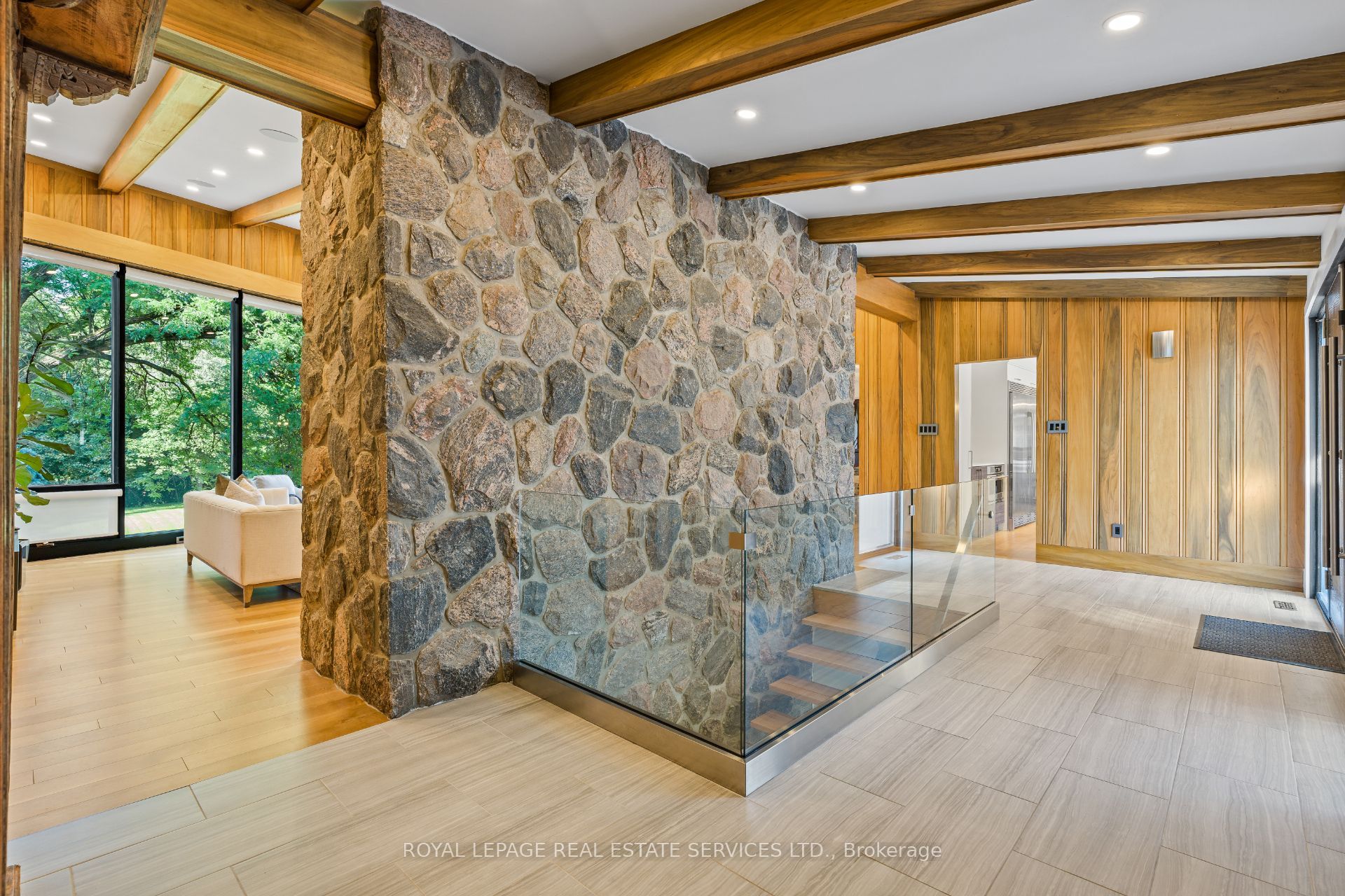 23 Lorraine Gardens, Toronto, ON M9B 4Z5 photo 4