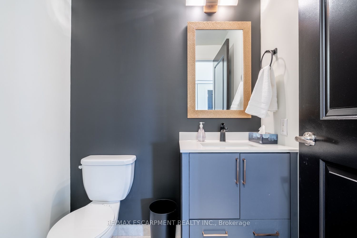 330 Burnhamthorpe Road PH5, Mississauga, ON L5B 0E1 photo 5