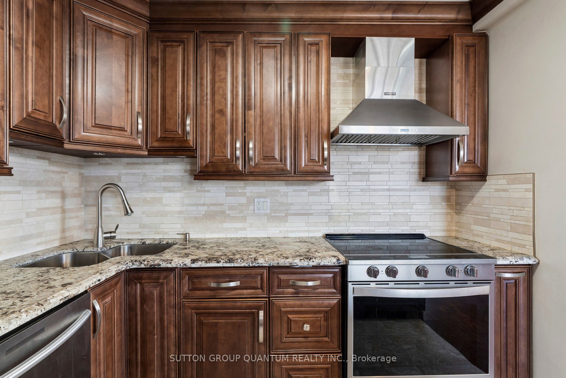 2345 Confederation Parkway 802, Mississauga, ON L5B 2H3 photo 3