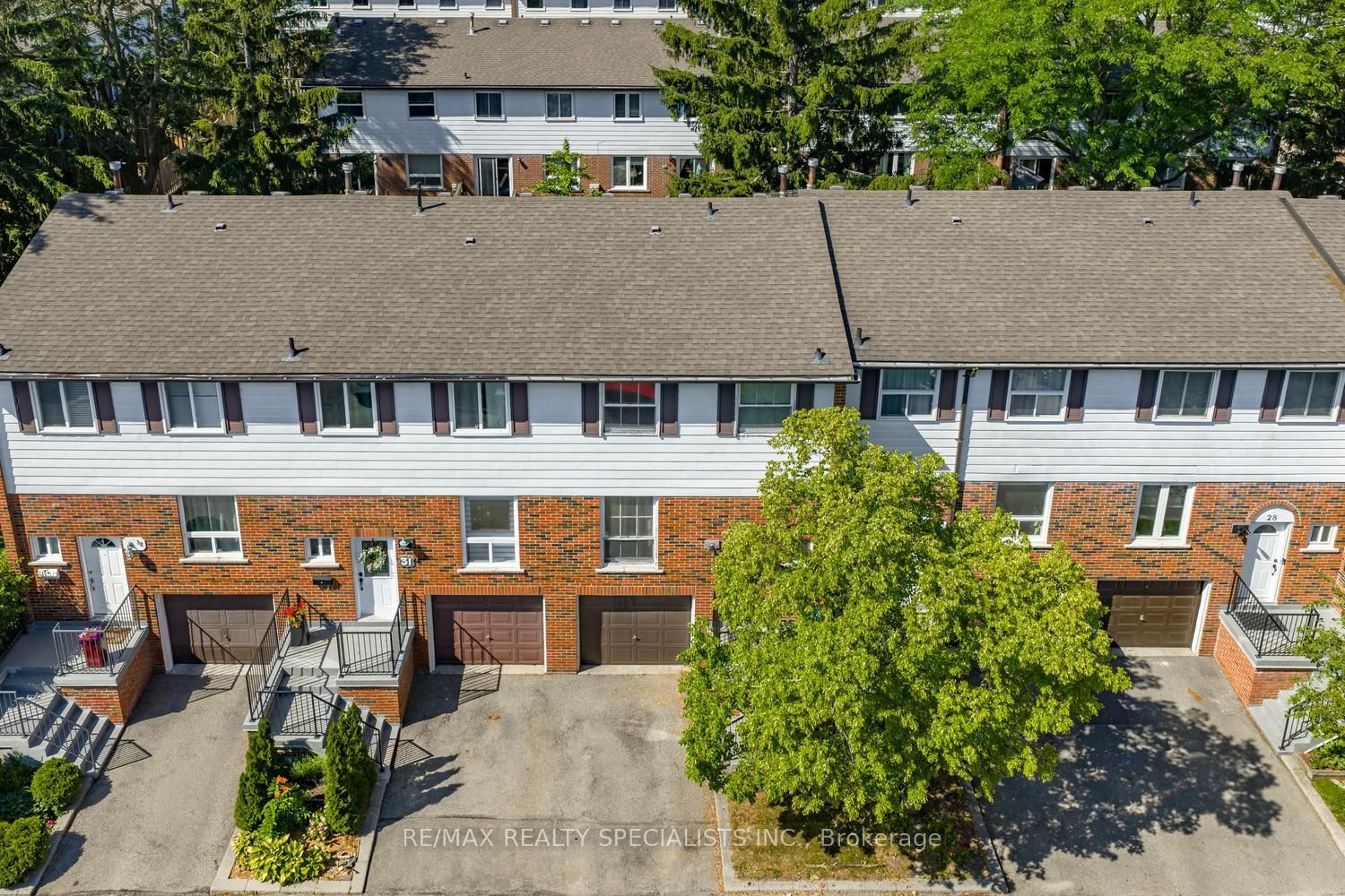 2445 Homelands Drive 30, Mississauga, ON L5K 2C6 photo 3