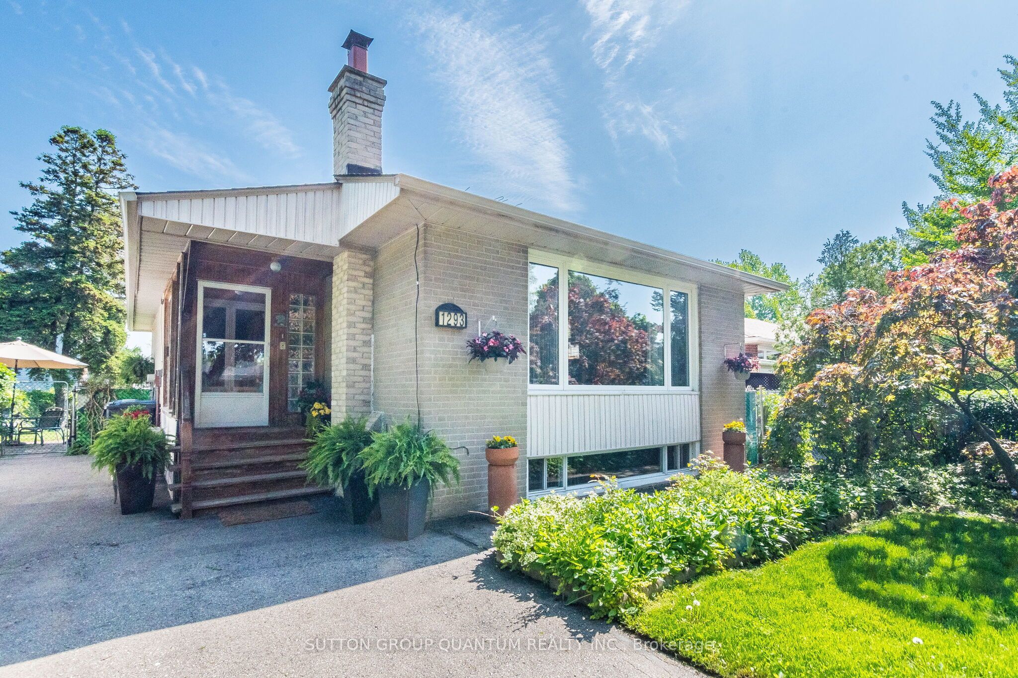 1293 Daimler Road, Mississauga, ON L5J 3T3 photo 3