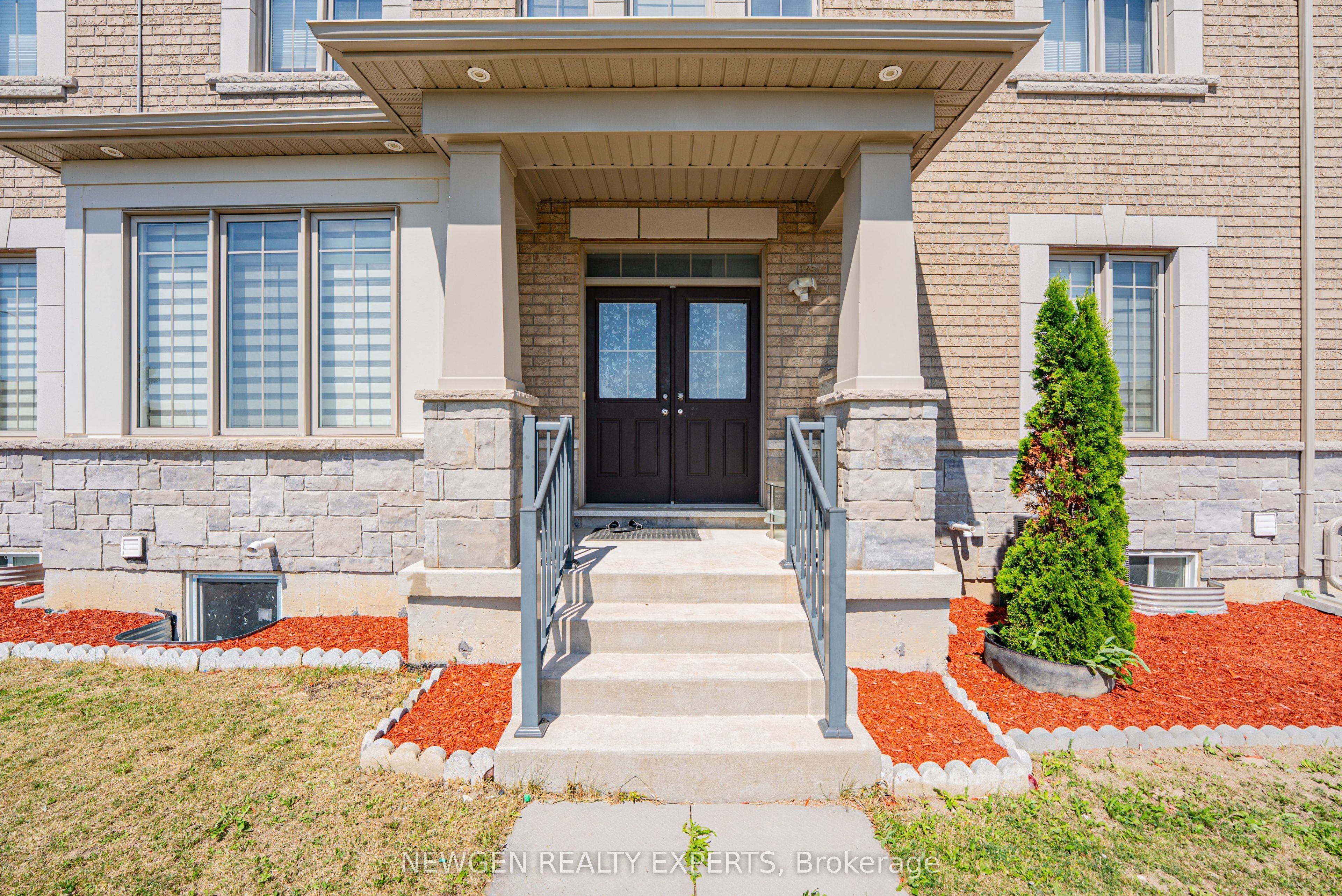 2 Rangemore Road, Brampton, ON L7A 4V8 photo 5