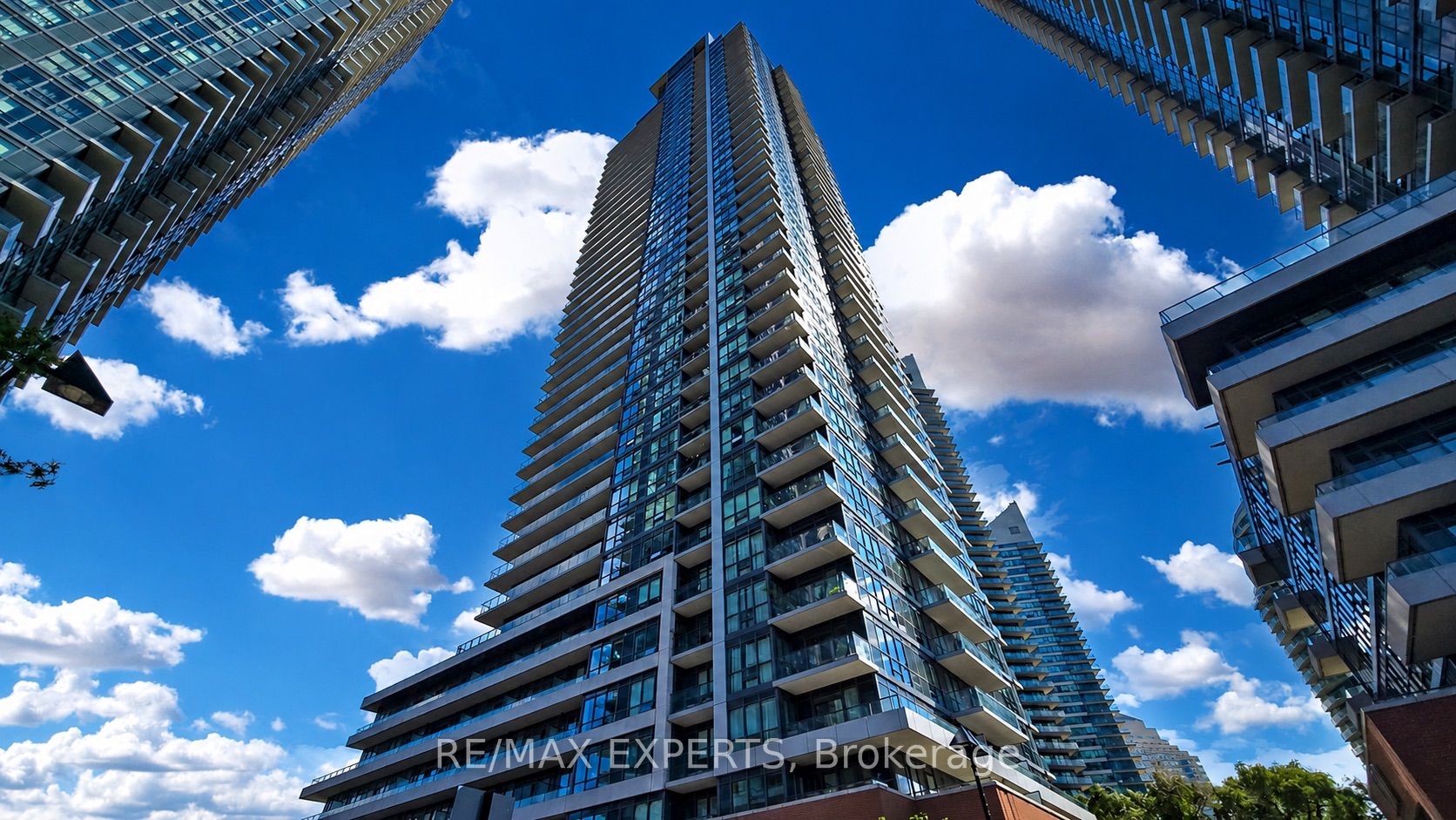 2212 Lakeshore Boulevard W 615, Toronto, ON M8V 0C2