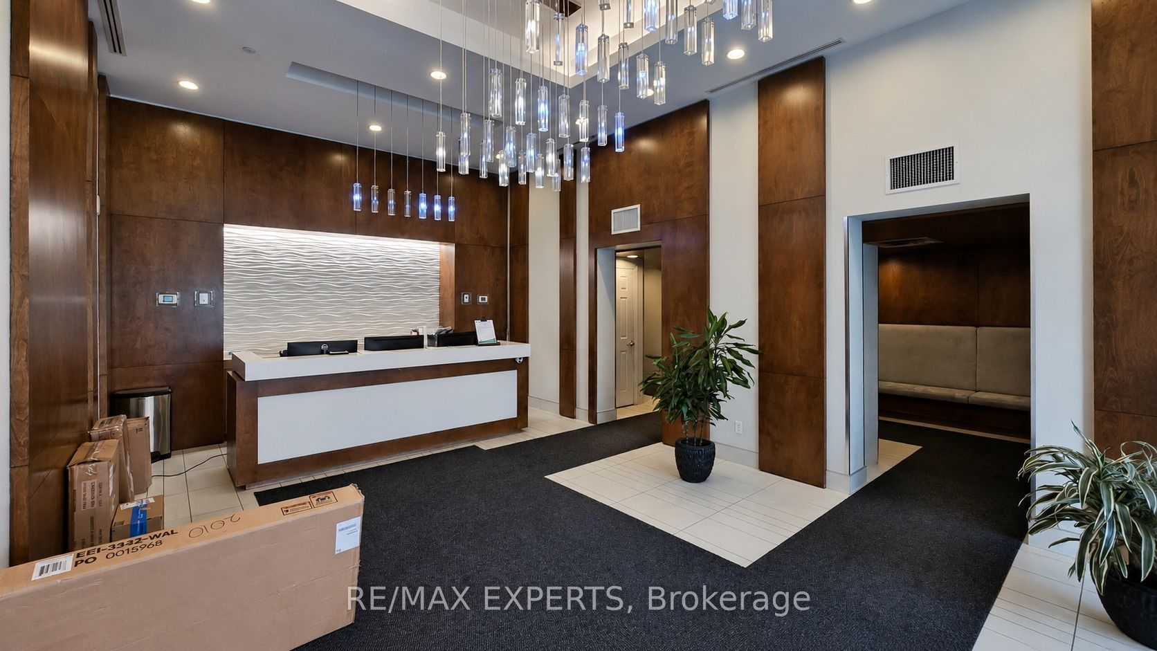 2212 Lakeshore Boulevard W 615, Toronto, ON M8V 0C2 photo 4