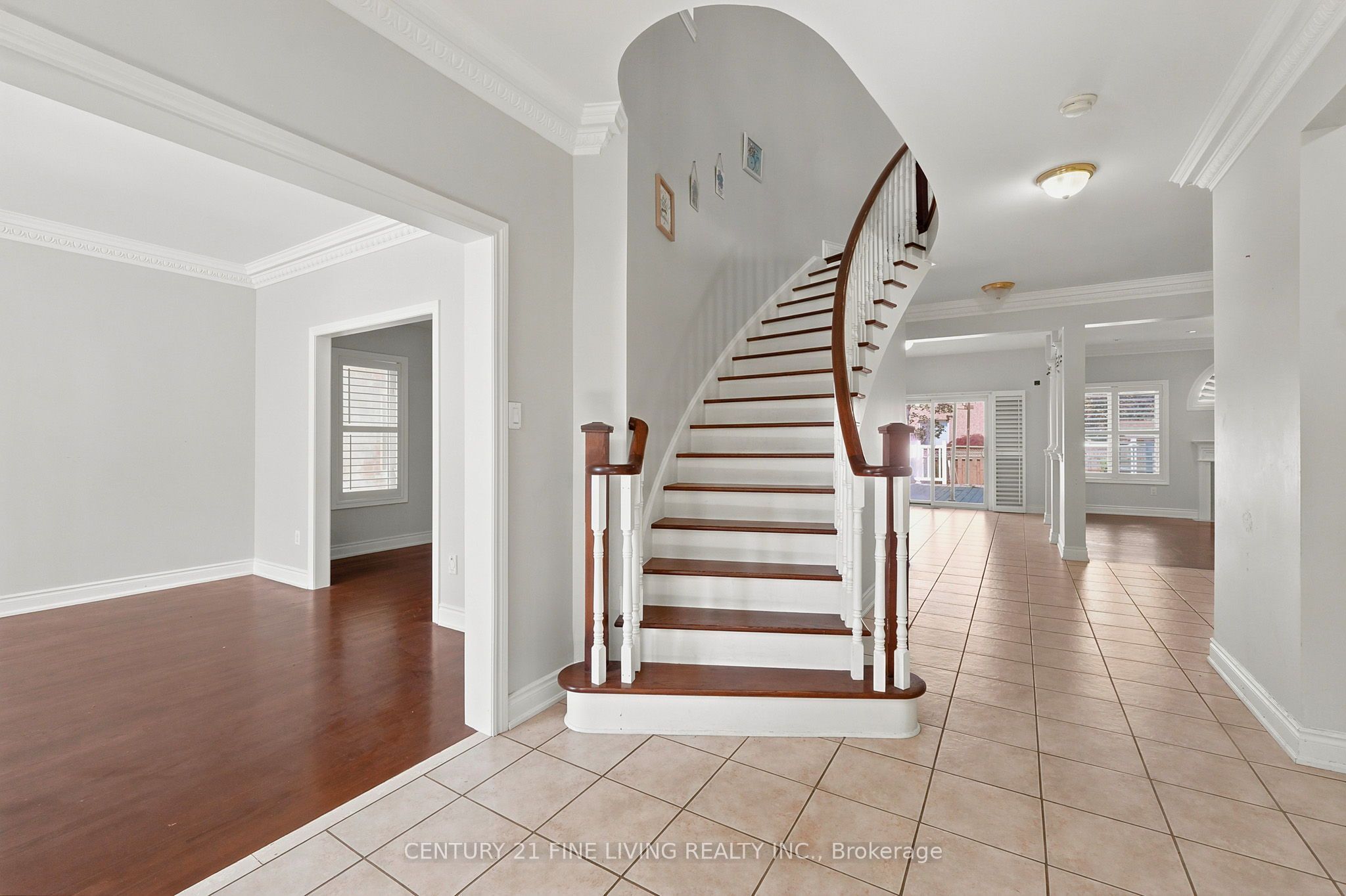 38 EIFFEL Boulevard, Brampton, ON L6P 1W3 photo 5