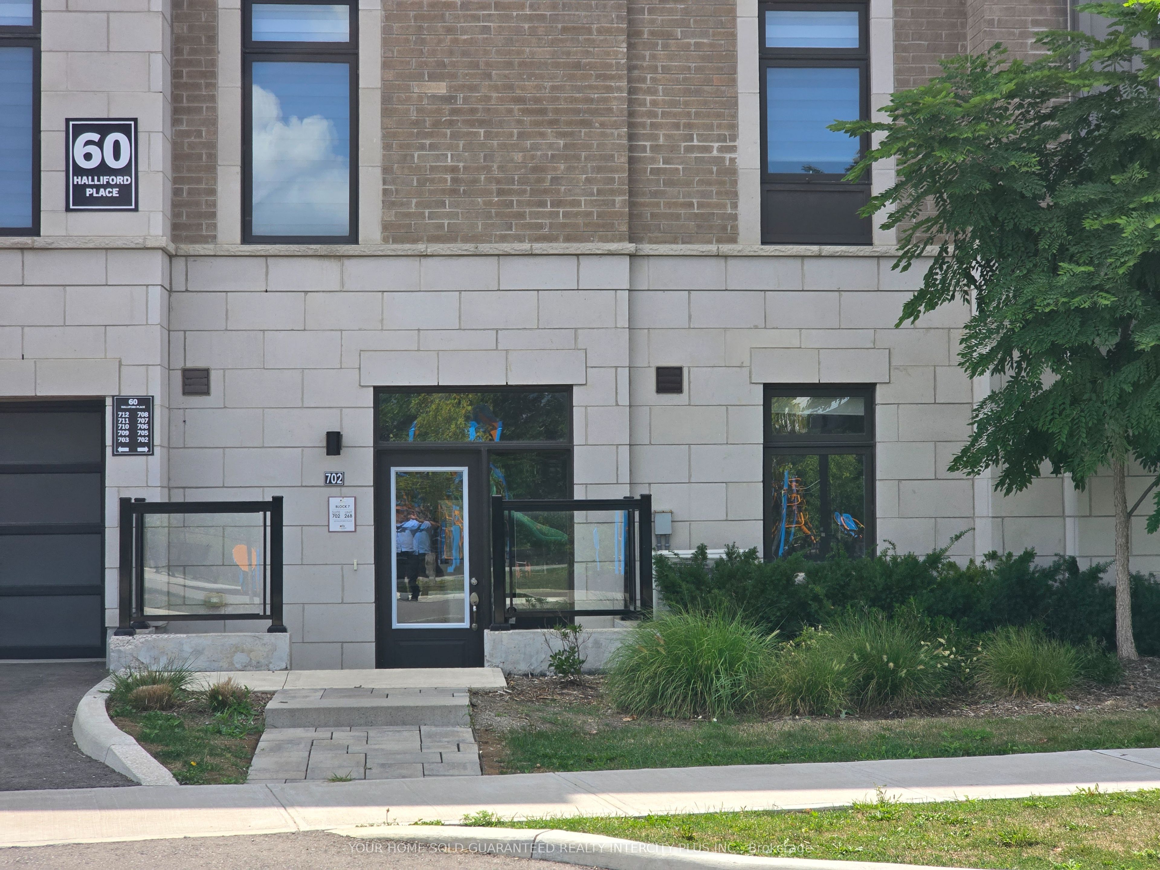 60 Halliford Place 702, Brampton, ON L6P 4R1 photo 2