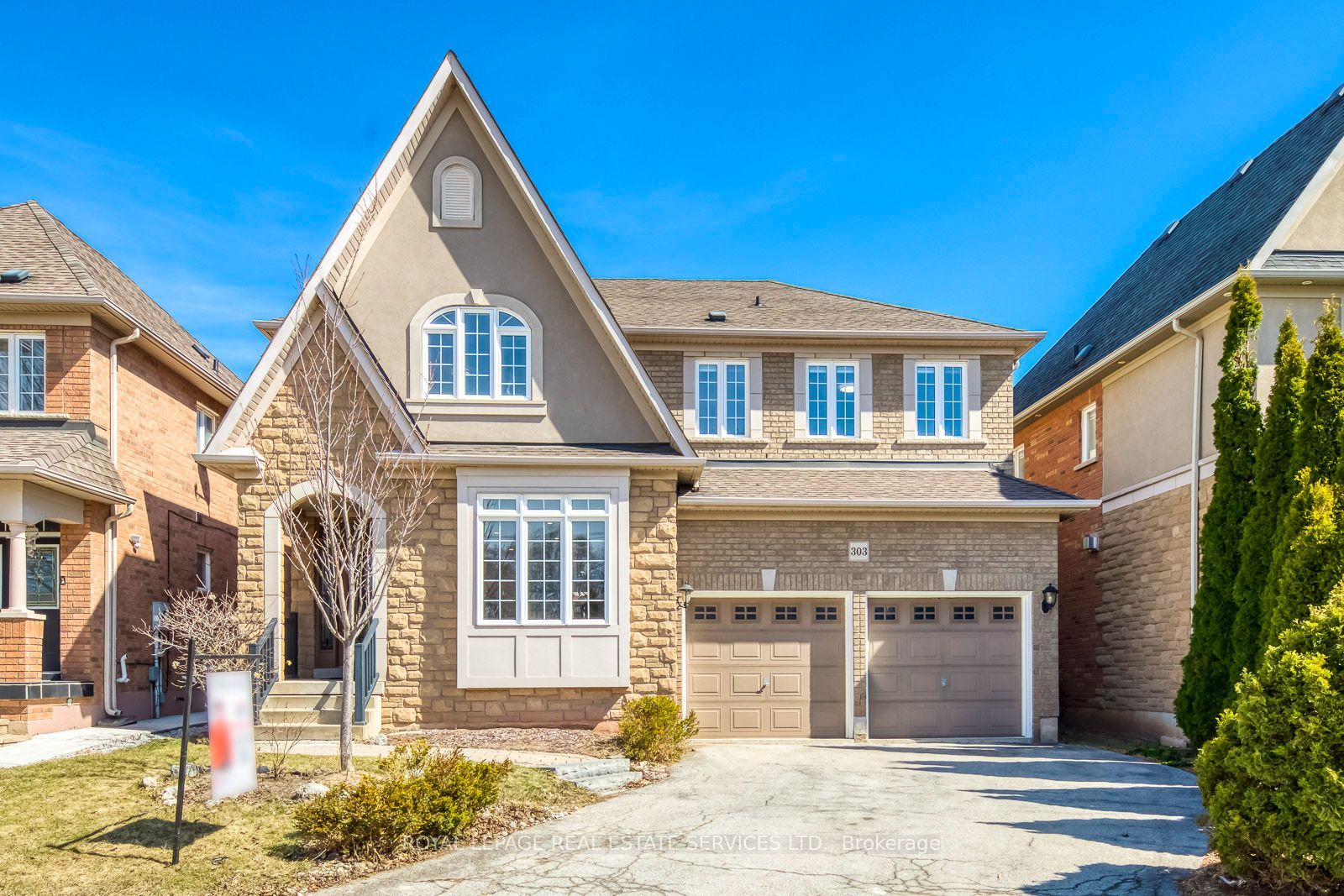 303 Burloak Drive, Oakville, ON L6L 6T6