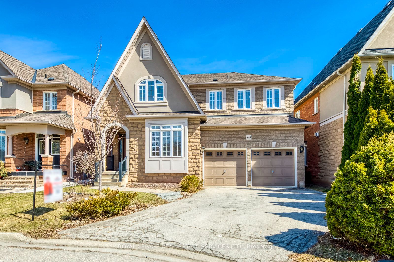 303 Burloak Drive, Oakville, ON L6L 6T6 photo 2