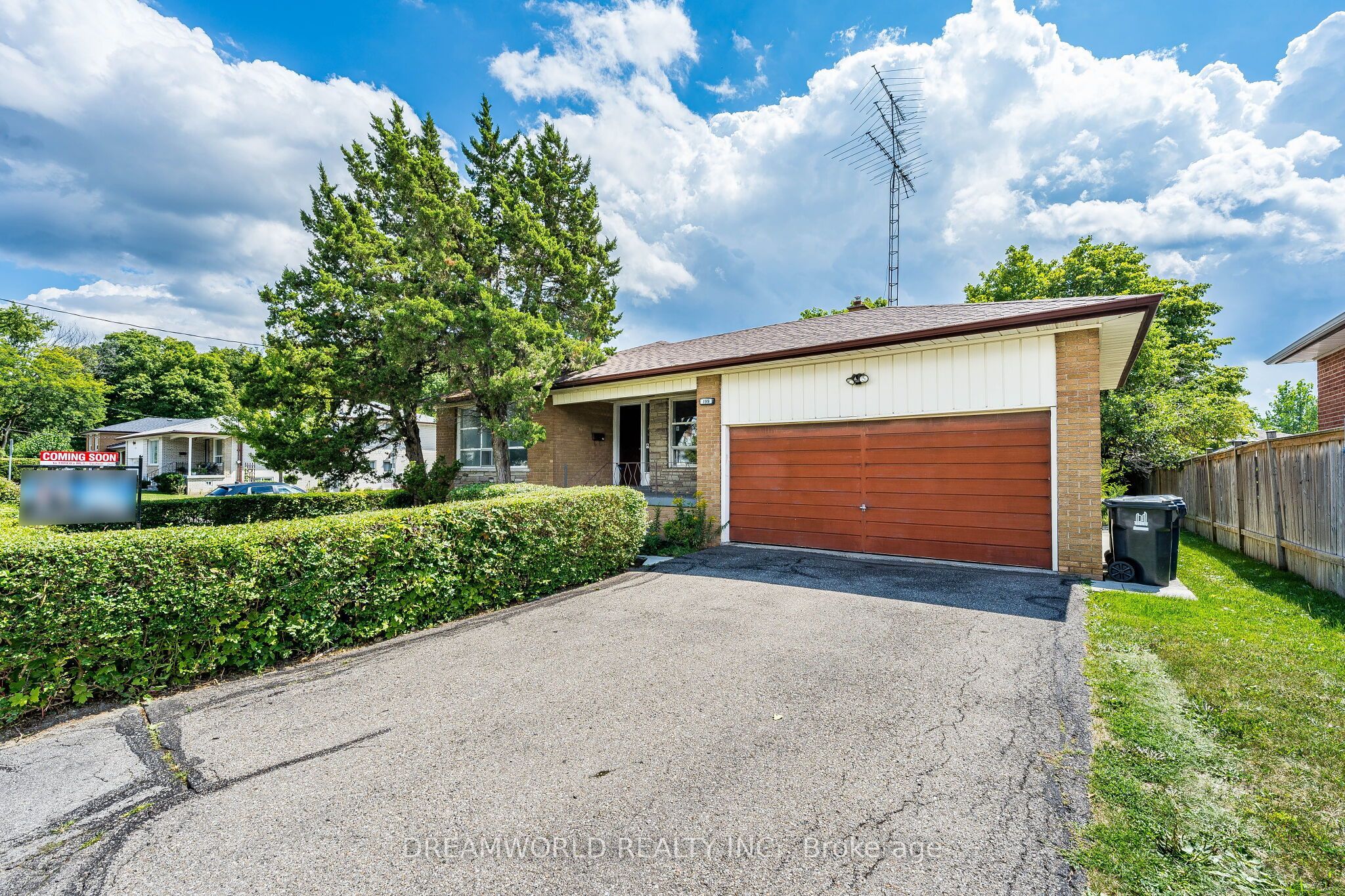 199 Grandravine Drive, Toronto, ON M3J 1B8 photo 3