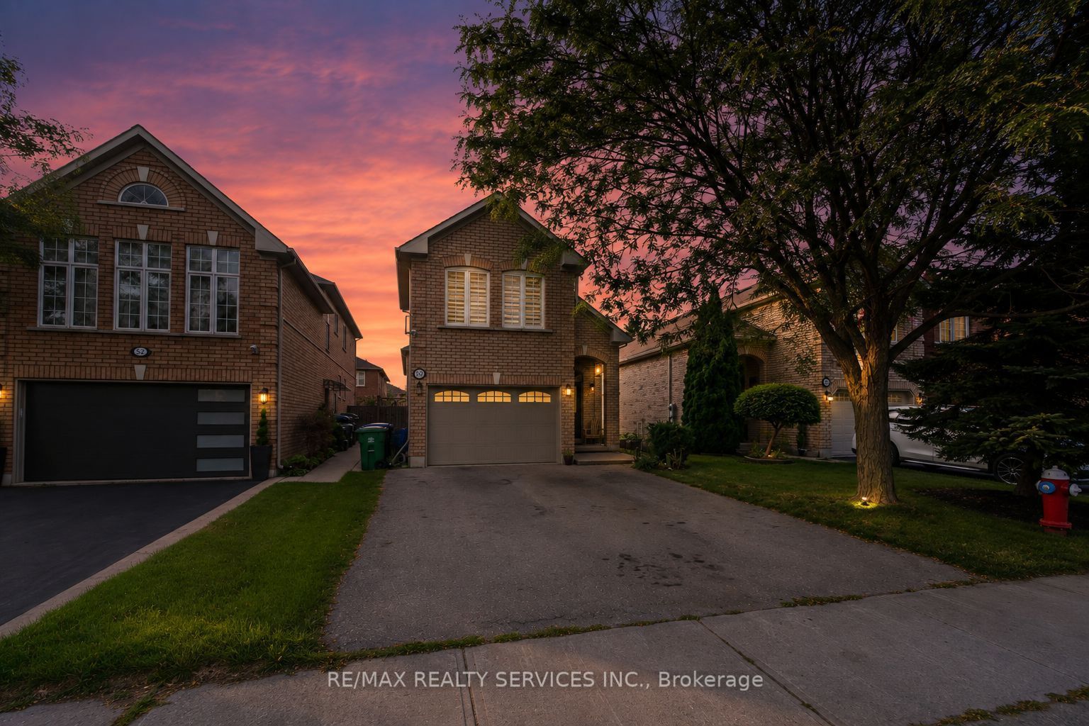 50 Sunny Glen Crescent, Brampton, ON L7A 2C6