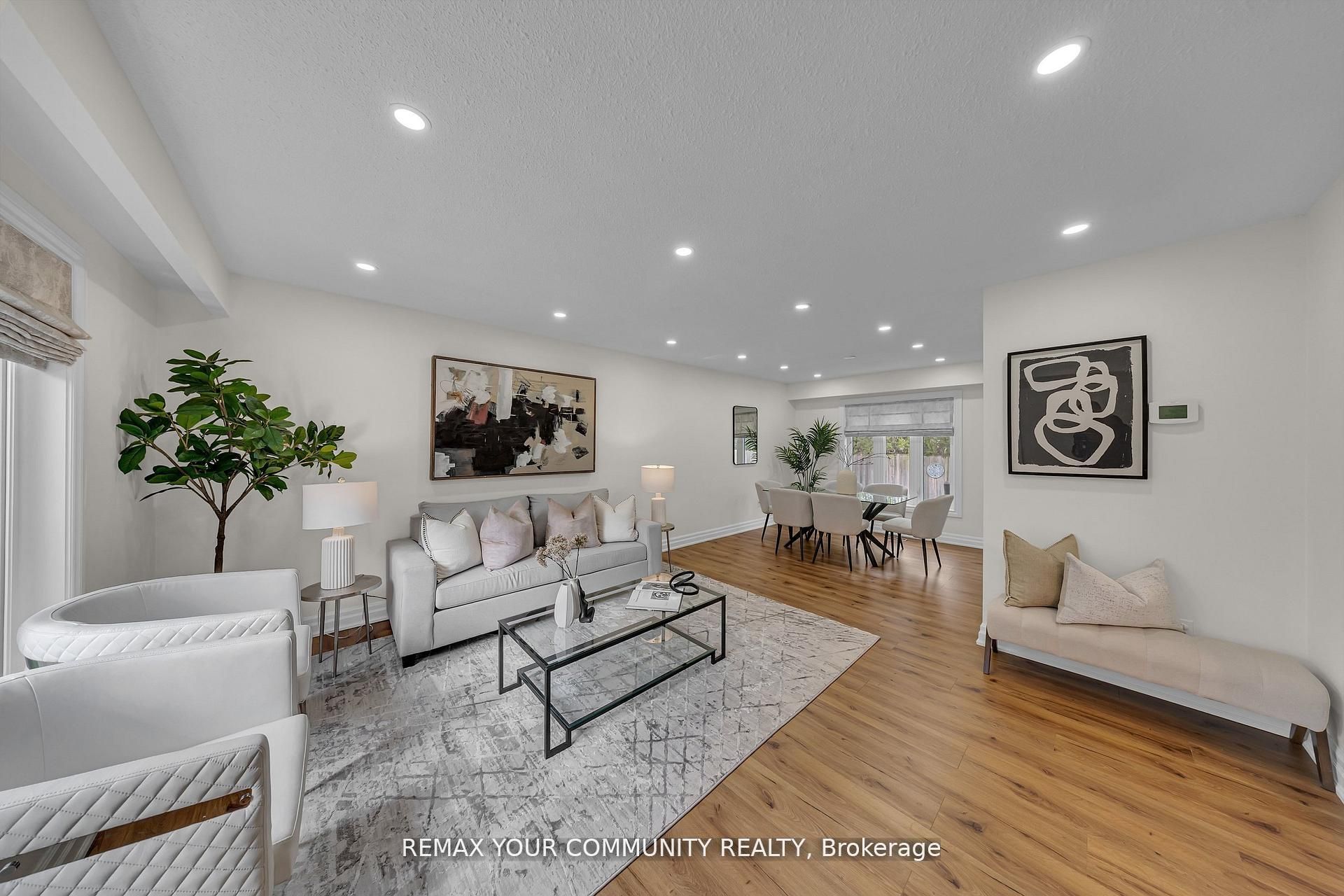 22 Madelaine Crescent, Brampton, ON L6S 2Y9 photo 2