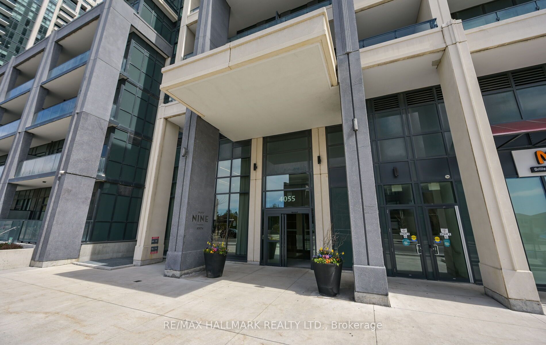 4055 Parkside Village Drive 425, Mississauga, ON L5B 0K8 photo 5
