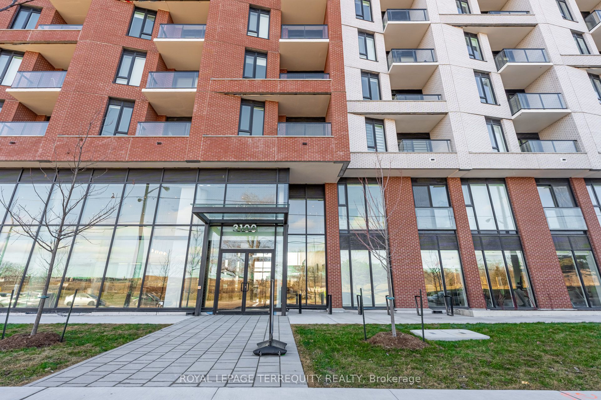 3100 Keele Street 909, Toronto, ON M3M 0E1